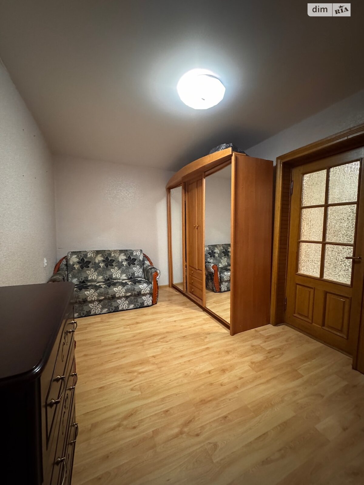 двухкомнатная квартира в Ровно, район Центр, на ул. Мицкевича 36 в аренду на долгий срок помесячно фото 1 двухкомнатная квартира в Ровно, район Центр, на ул. Мицкевича 36 в аренду на долгий срок помесячно фото 1