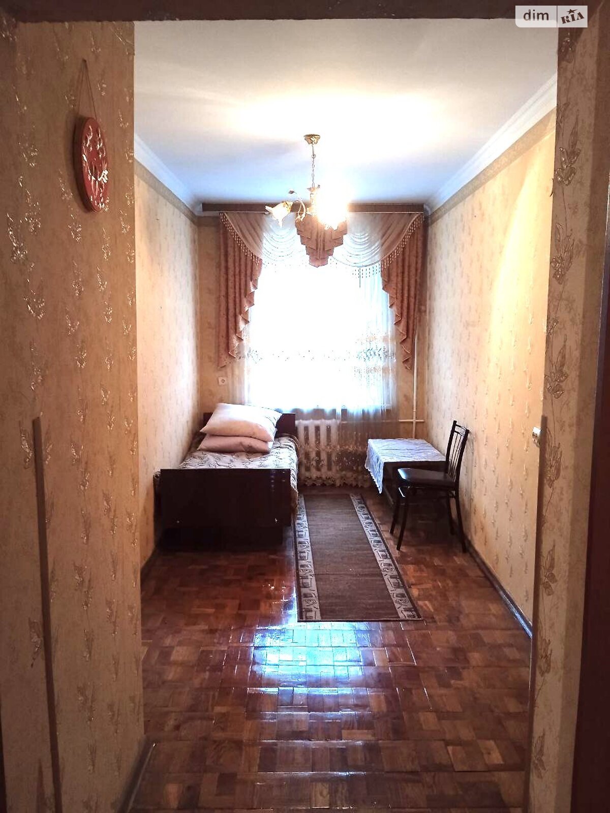 трехкомнатная квартира в Ровно, район Центр, на ул. Парковая в аренду на долгий срок помесячно фото 1