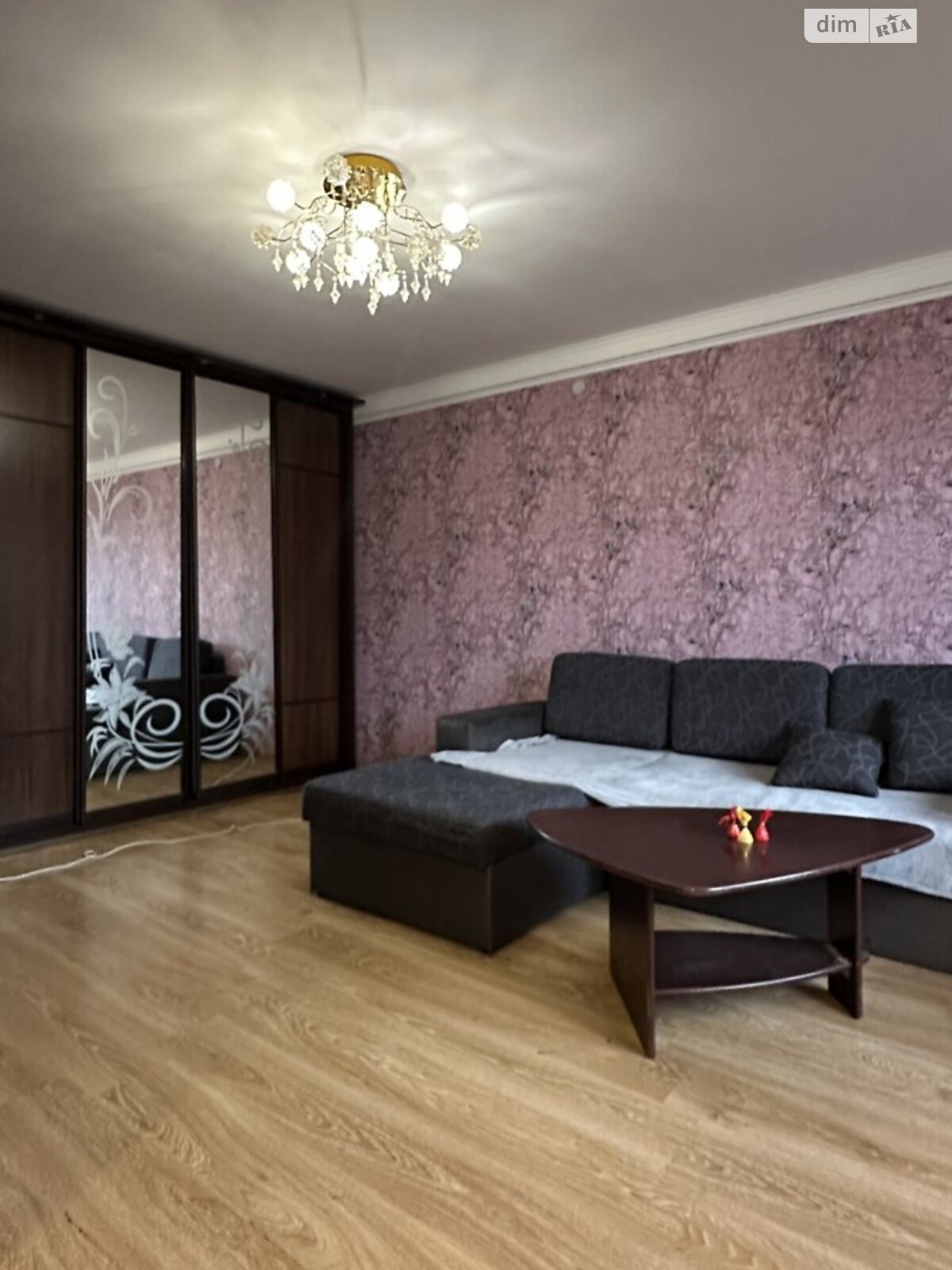 однокомнатная квартира в Ровно, район Центр, на ул. Полуботка Гетьмана в аренду на долгий срок помесячно фото 1