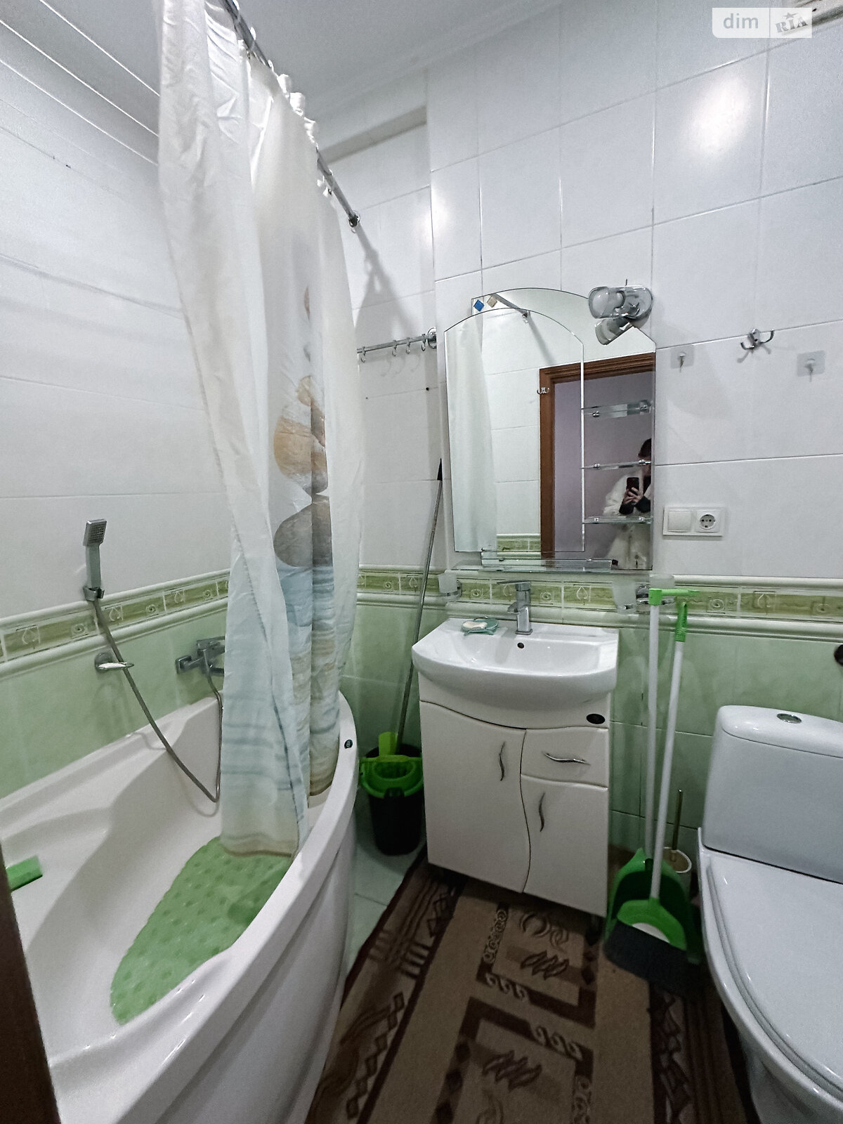 однокомнатная квартира в Ровно, район Центр, на ул. Сагайдачного Гетьмана 5 в аренду на долгий срок помесячно фото 1