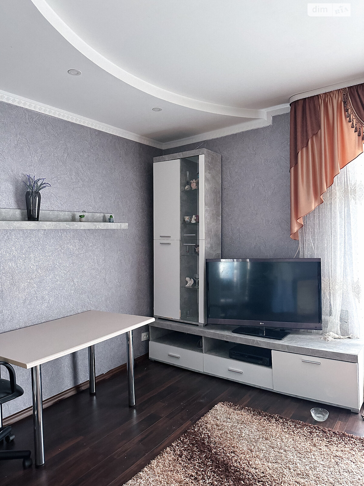 однокомнатная квартира в Ровно, район Центр, на ул. Сагайдачного Гетьмана 5 в аренду на долгий срок помесячно фото 1