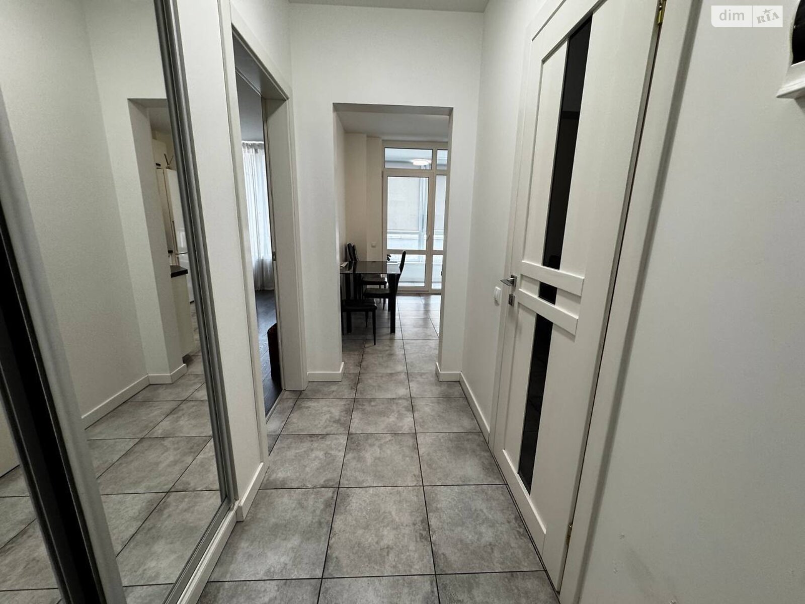 однокомнатная квартира в Ровно, район Центр, на ул. Саймона Смита 10 в аренду на долгий срок помесячно фото 1