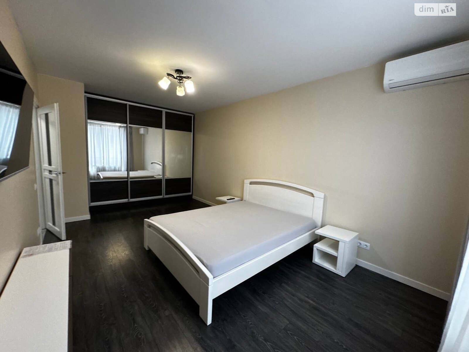 однокомнатная квартира в Ровно, район Центр, на ул. Саймона Смита 10 в аренду на долгий срок помесячно фото 1