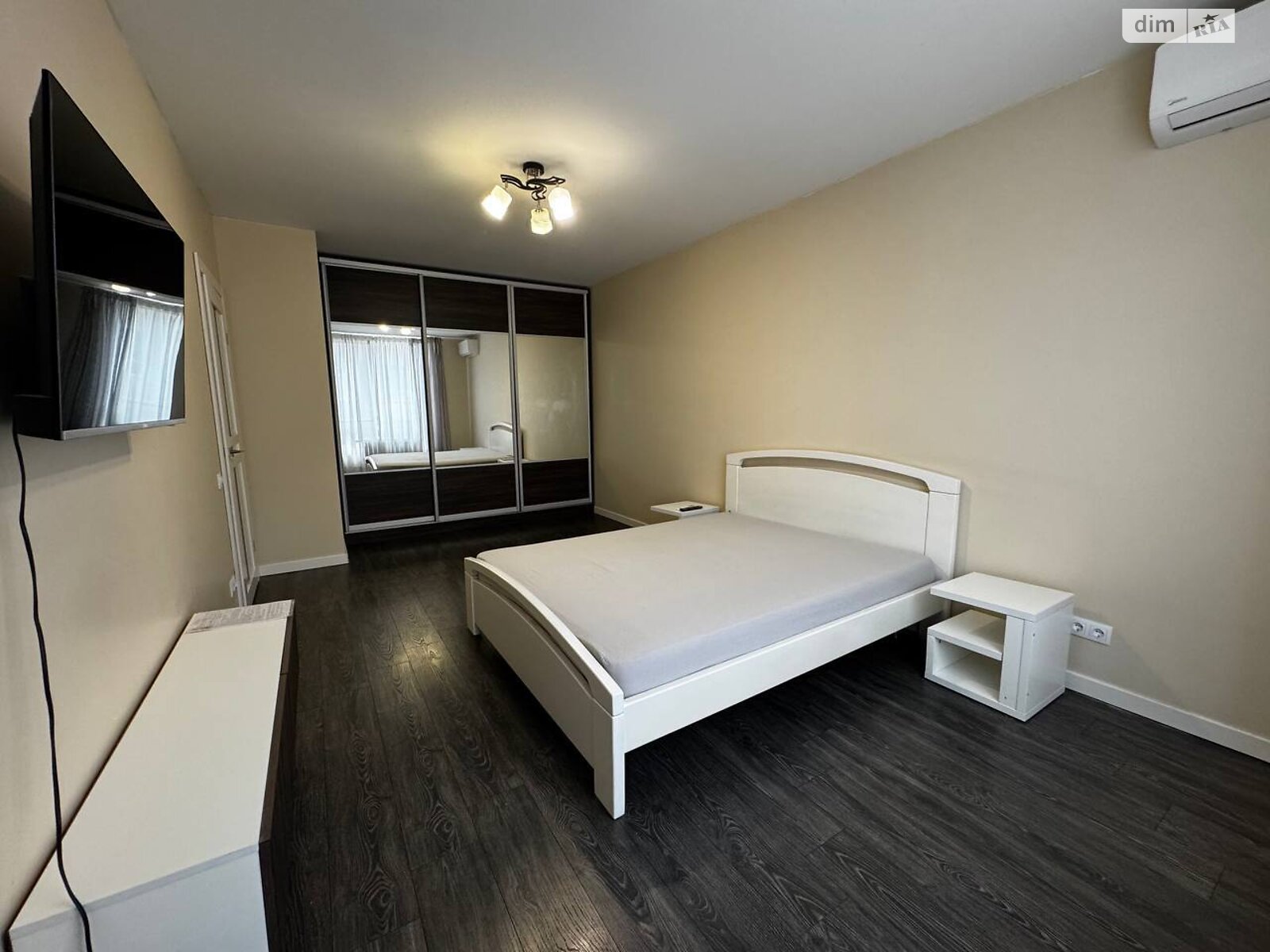 однокомнатная квартира в Ровно, район Центр, на ул. Саймона Смита 10 в аренду на долгий срок помесячно фото 1