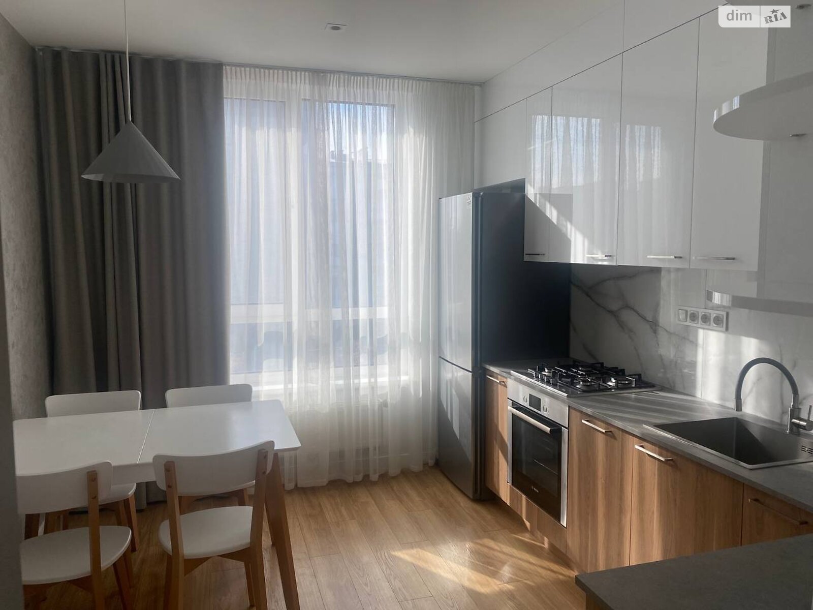 двухкомнатная квартира с ремонтом в Ровно, район Центр, на ул. Шевченко 86 в аренду на долгий срок помесячно фото 1 двухкомнатная квартира с ремонтом в Ровно, район Центр, на ул. Шевченко 86 в аренду на долгий срок помесячно фото 1