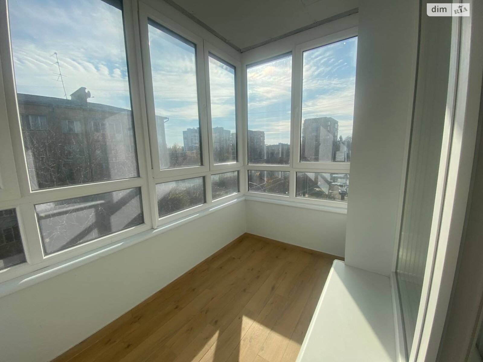 двухкомнатная квартира с ремонтом в Ровно, район Центр, на ул. Шевченко 86 в аренду на долгий срок помесячно фото 1 двухкомнатная квартира с ремонтом в Ровно, район Центр, на ул. Шевченко 86 в аренду на долгий срок помесячно фото 1