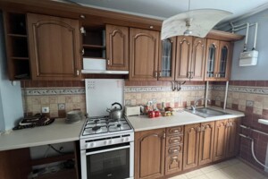 двокімнатна квартира в Рівному, район Центр, на вул. Соборна в довготривалу оренду помісячно фото 2