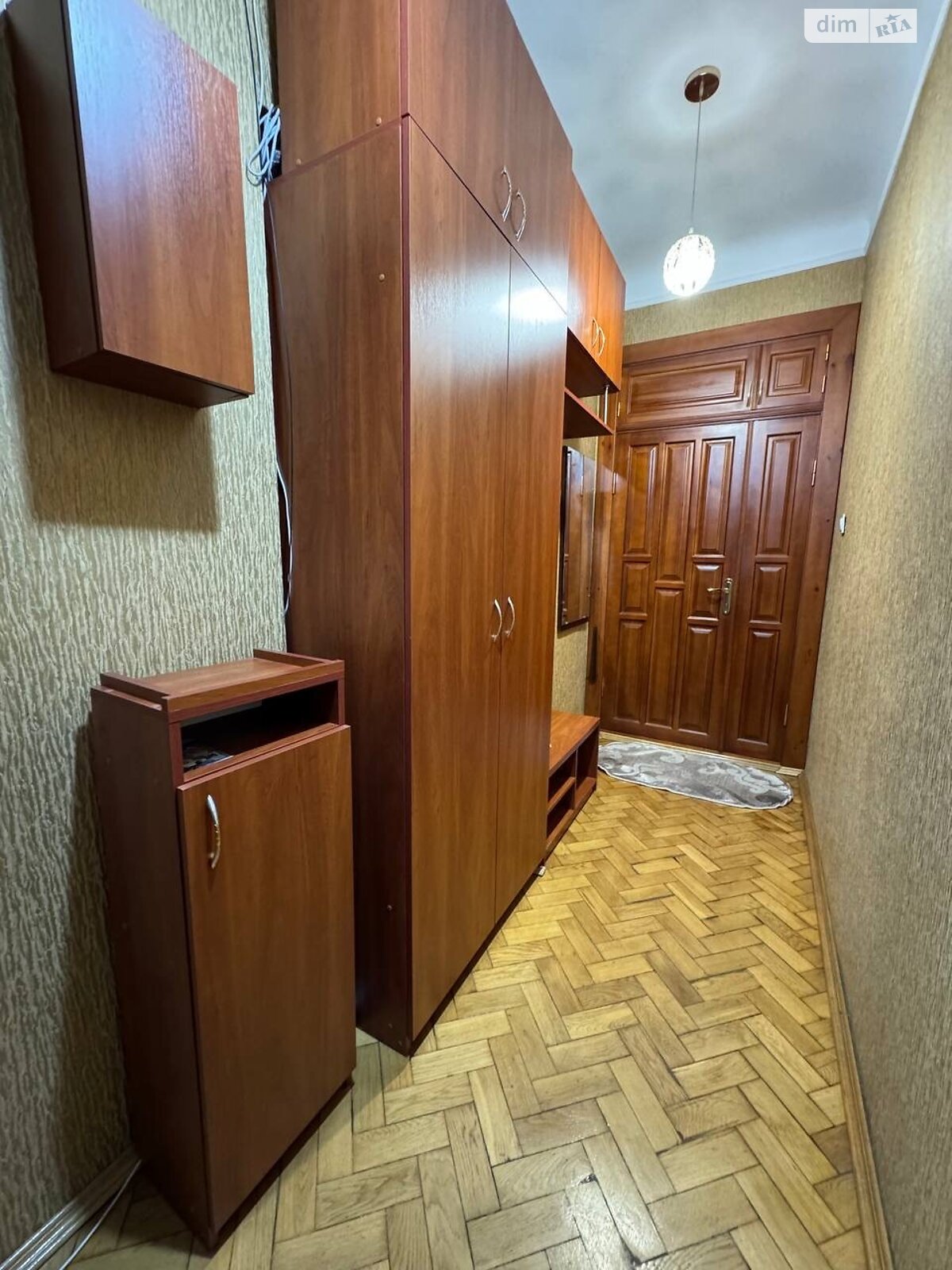 двокімнатна квартира в Рівному, район Центр, на вул. Соборна 156 в довготривалу оренду помісячно фото 1 двокімнатна квартира в Рівному, район Центр, на вул. Соборна 156 в довготривалу оренду помісячно фото 1