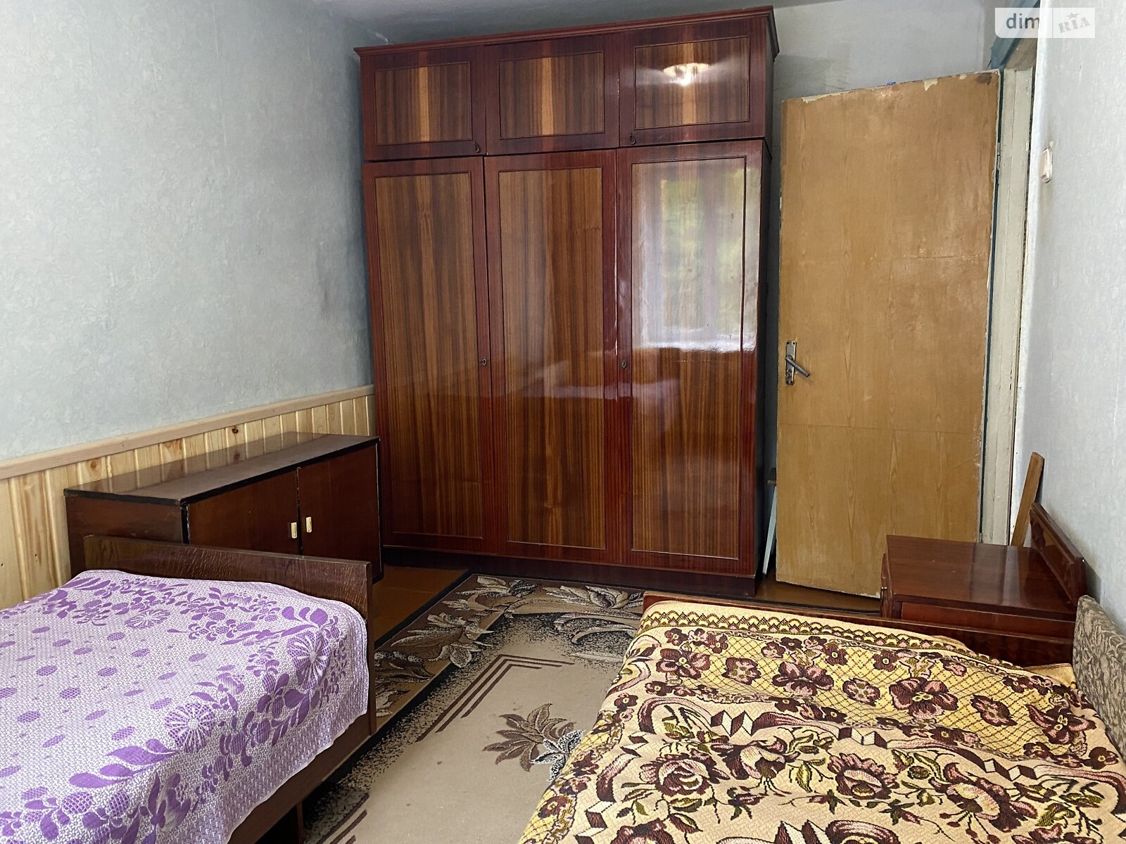 трехкомнатная квартира в Ровно, район Центр, на ул. Соборная 26 в аренду на долгий срок помесячно фото 1 трехкомнатная квартира в Ровно, район Центр, на ул. Соборная 26 в аренду на долгий срок помесячно фото 1