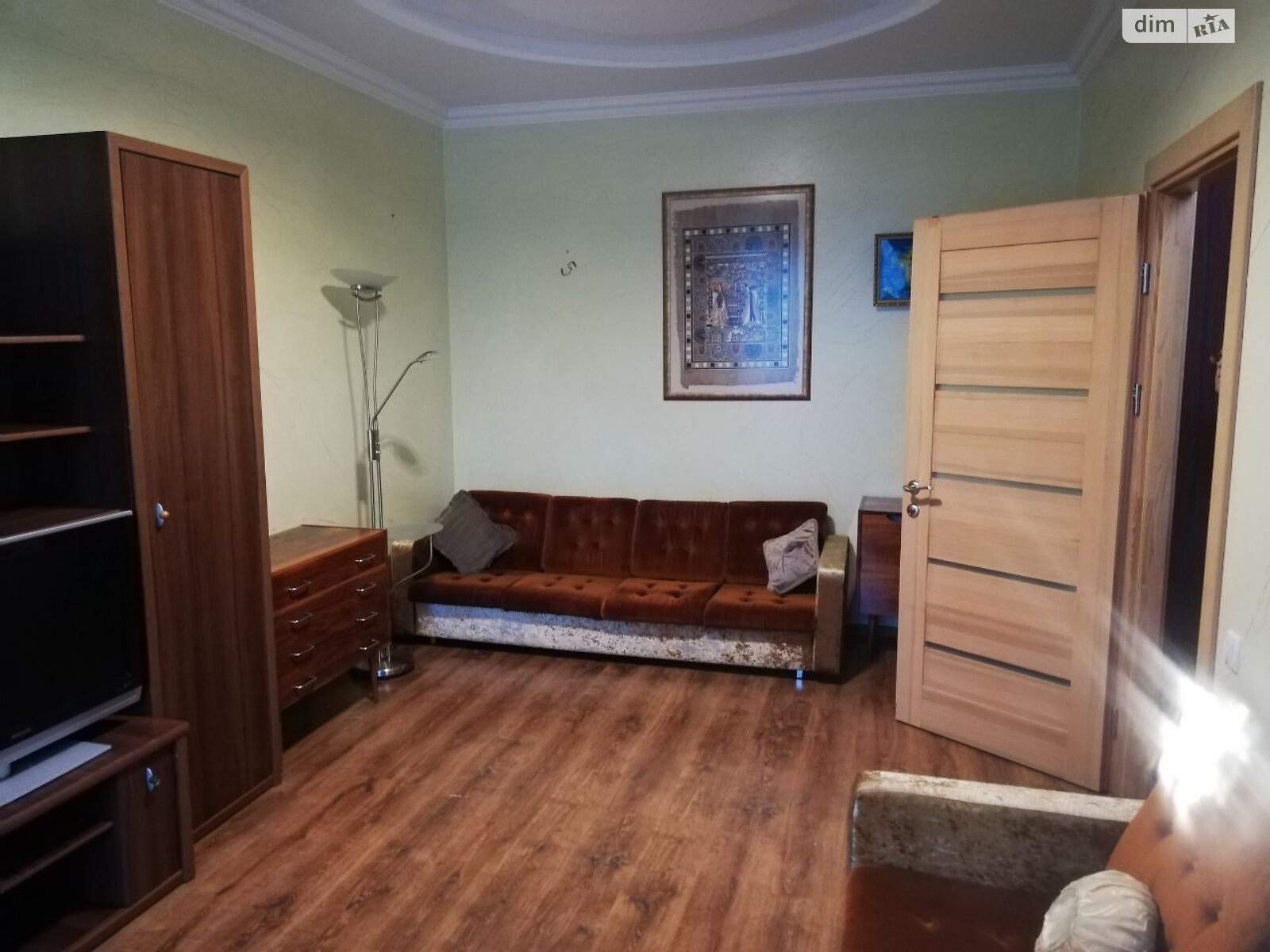 однокімнатна квартира в Рівному, район Центр, на вул. Соборна 1 в довготривалу оренду помісячно фото 1 однокімнатна квартира в Рівному, район Центр, на вул. Соборна 1 в довготривалу оренду помісячно фото 1