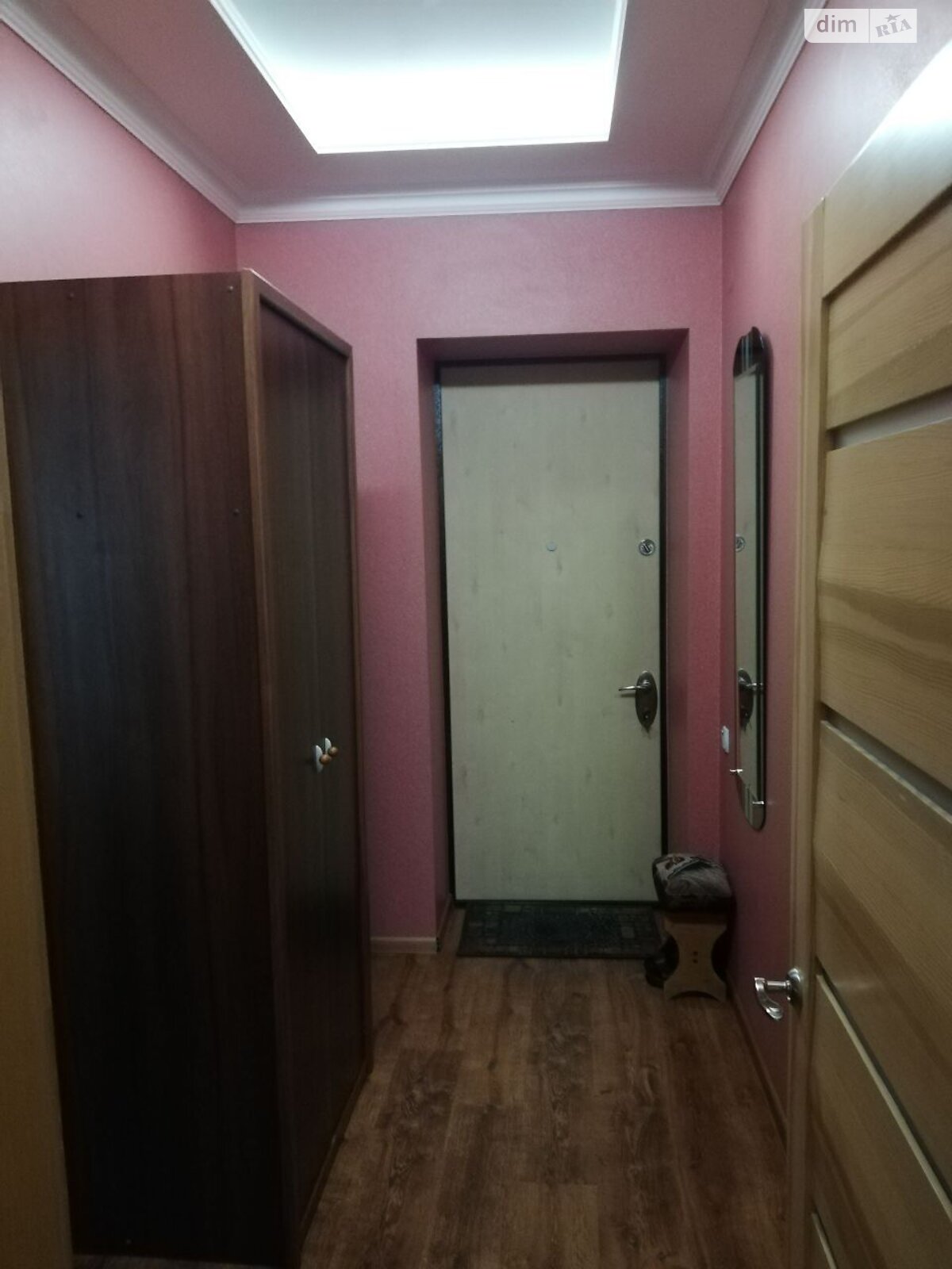 однокімнатна квартира в Рівному, район Центр, на вул. Соборна 1 в довготривалу оренду помісячно фото 1 однокімнатна квартира в Рівному, район Центр, на вул. Соборна 1 в довготривалу оренду помісячно фото 1
