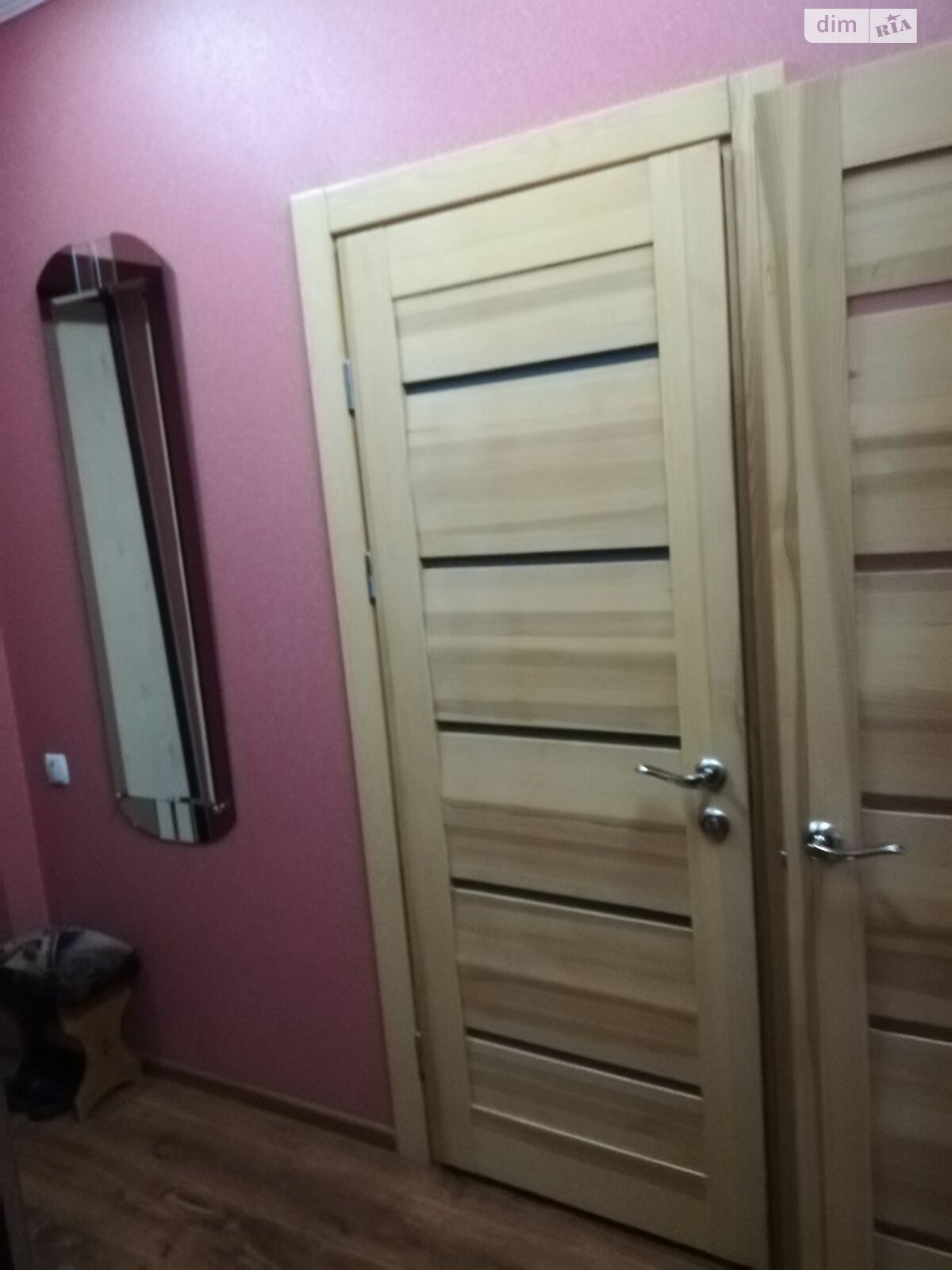 однокімнатна квартира в Рівному, район Центр, на вул. Соборна 1 в довготривалу оренду помісячно фото 1 однокімнатна квартира в Рівному, район Центр, на вул. Соборна 1 в довготривалу оренду помісячно фото 1