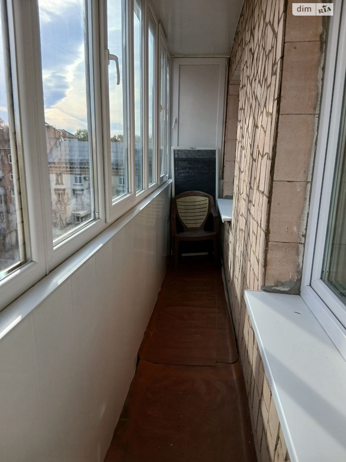 трехкомнатная квартира в Ровно, район Центр, на ул. Соборная 36 в аренду на долгий срок помесячно фото 1