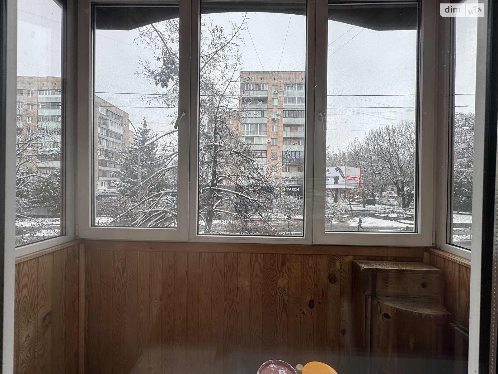 двухкомнатная квартира в Ровно, район Центр, на ул. Соборная 13 в аренду на долгий срок помесячно фото 1