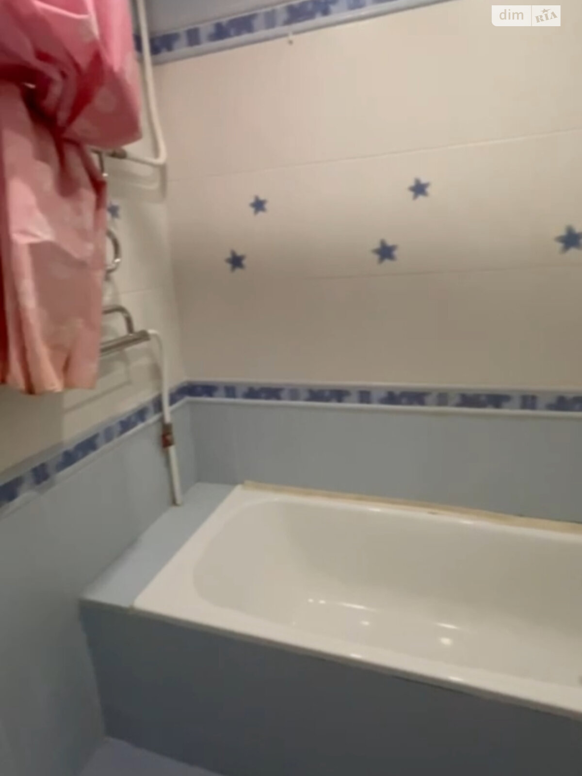 двухкомнатная квартира в Ровно, район Центр, на ул. Соборная 13 в аренду на долгий срок помесячно фото 1