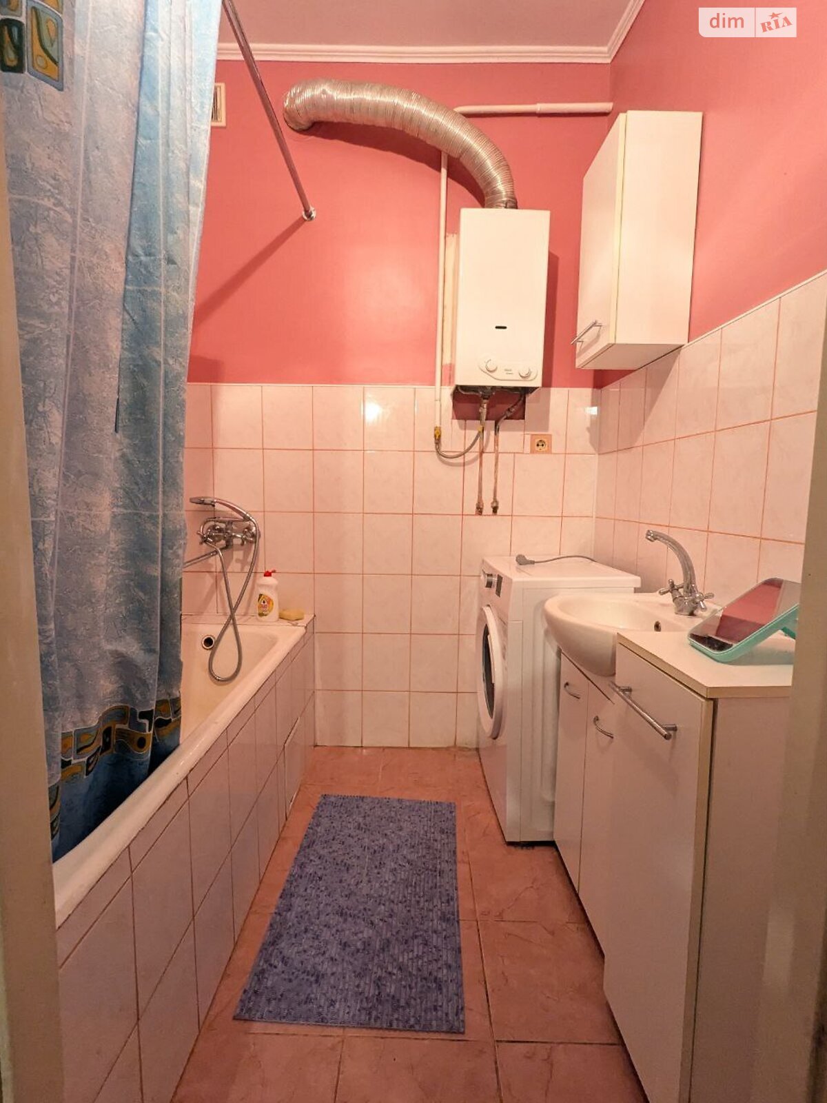 двокімнатна квартира в Рівному, район Центр, на вул. Соборна 9 в довготривалу оренду помісячно фото 1 двокімнатна квартира в Рівному, район Центр, на вул. Соборна 9 в довготривалу оренду помісячно фото 1