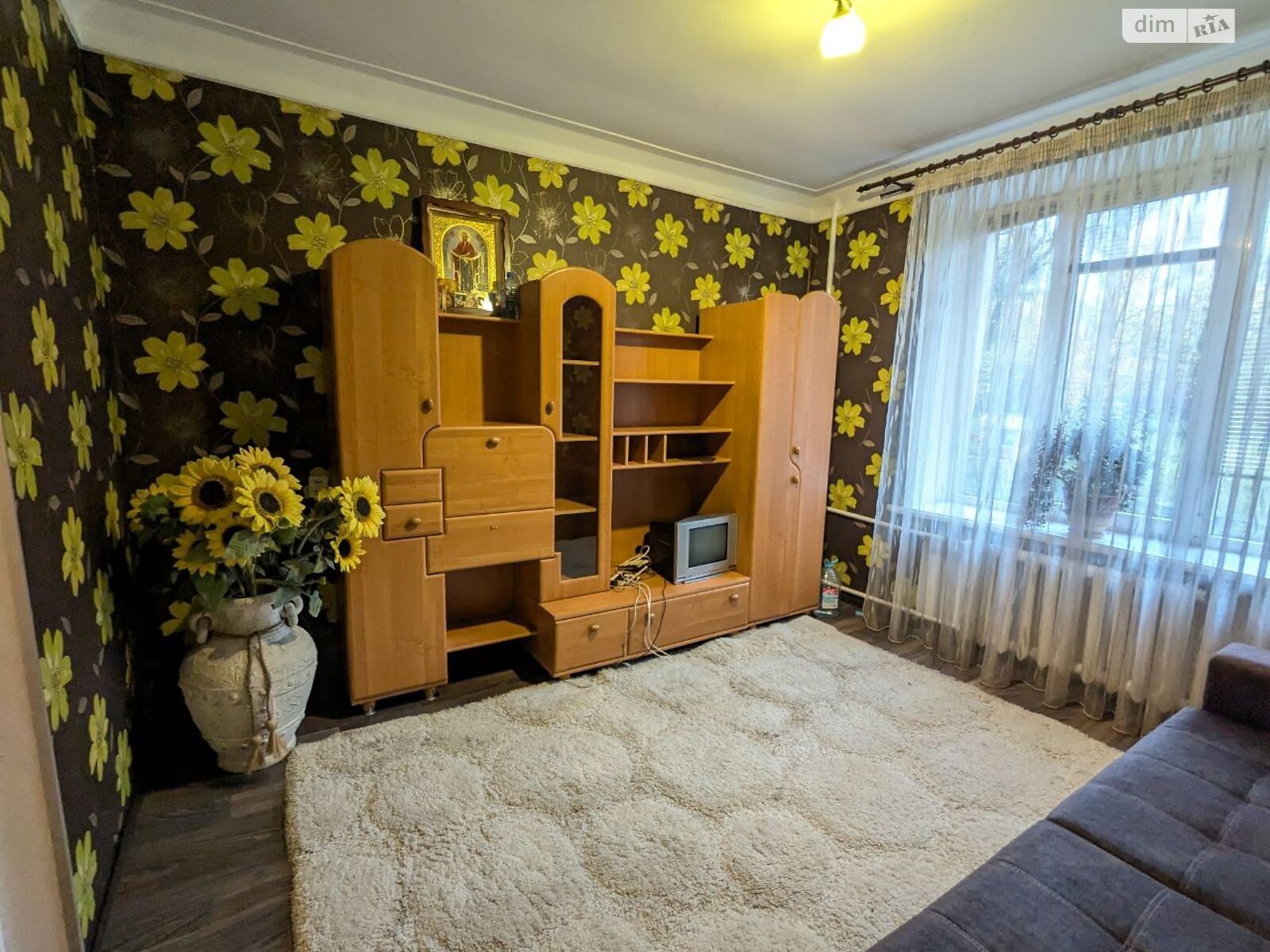 двокімнатна квартира в Рівному, район Центр, на вул. Соборна 9 в довготривалу оренду помісячно фото 1 двокімнатна квартира в Рівному, район Центр, на вул. Соборна 9 в довготривалу оренду помісячно фото 1