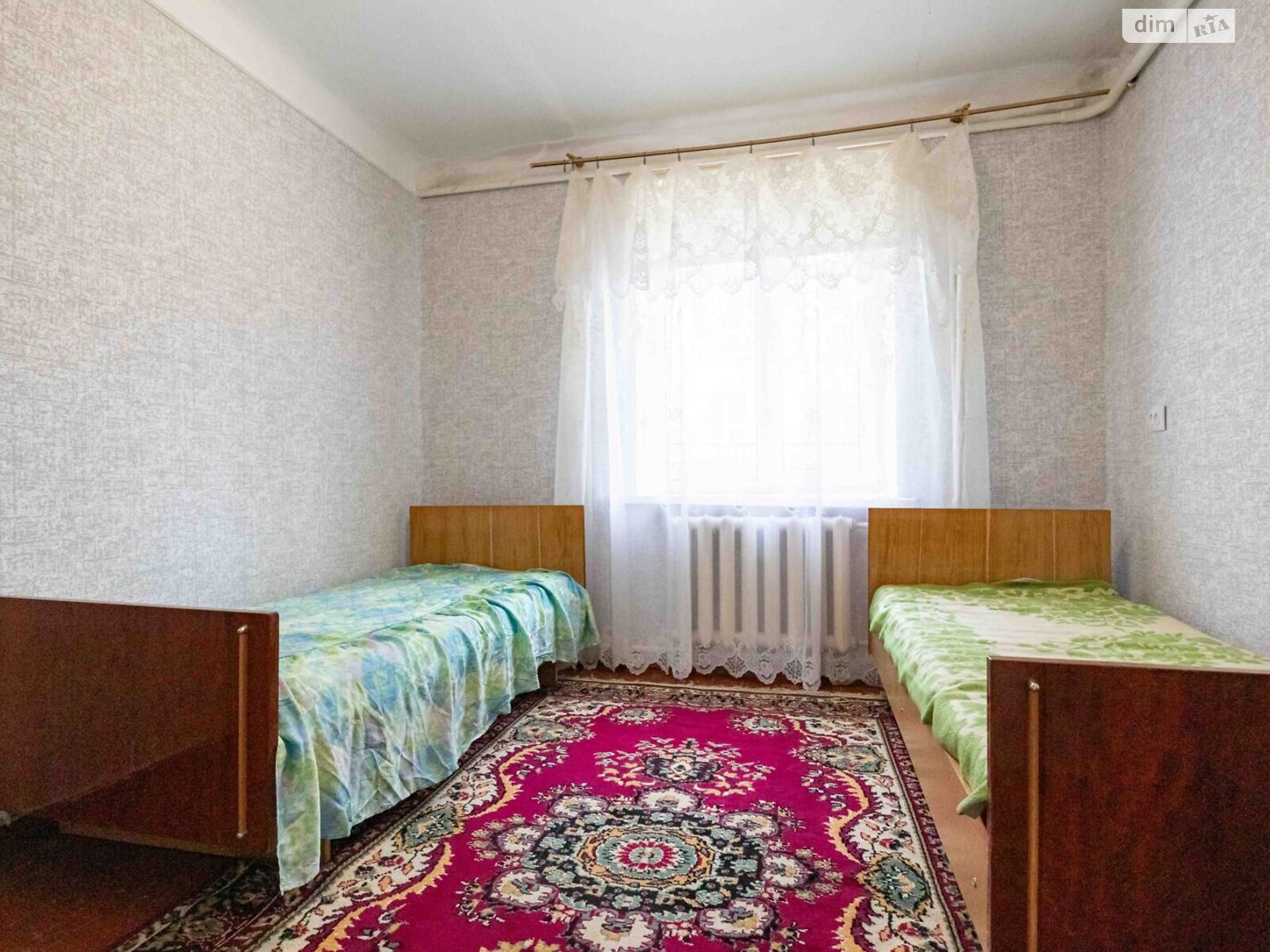 трикімнатна квартира в Рівному, район Центр, на вул. Хвильового Миколи 3 в довготривалу оренду помісячно фото 1 трикімнатна квартира в Рівному, район Центр, на вул. Хвильового Миколи 3 в довготривалу оренду помісячно фото 1