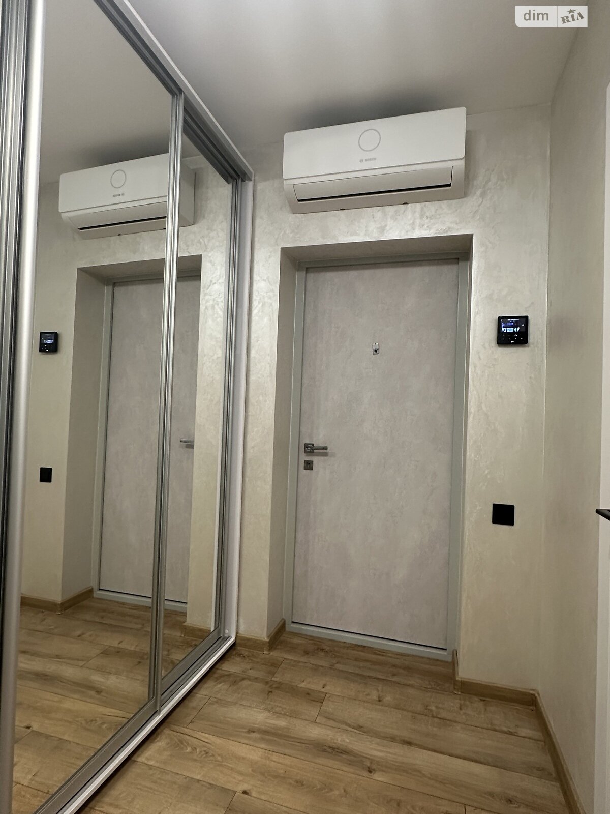 двокімнатна квартира в Рівному, район Центр, на вул. Замкова в довготривалу оренду помісячно фото 1 двокімнатна квартира в Рівному, район Центр, на вул. Замкова в довготривалу оренду помісячно фото 1