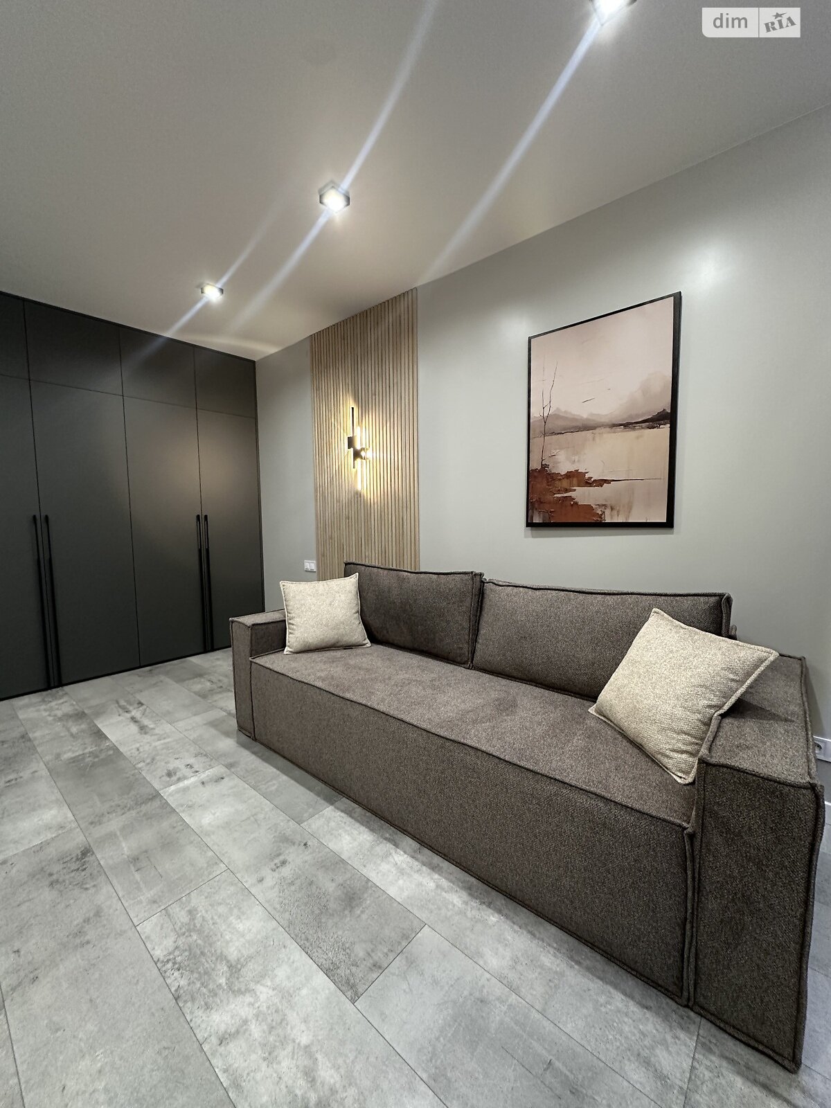 двухкомнатная квартира в Ровно, район Центр, на ул. Замковая в аренду на долгий срок помесячно фото 1