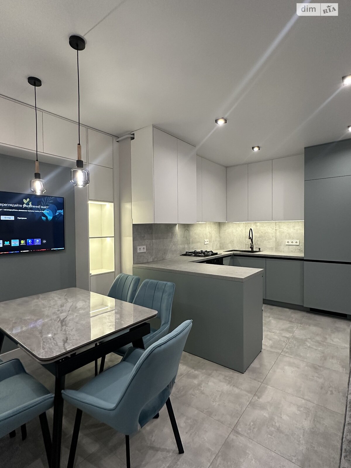 двухкомнатная квартира в Ровно, район Центр, на ул. Замковая в аренду на долгий срок помесячно фото 1