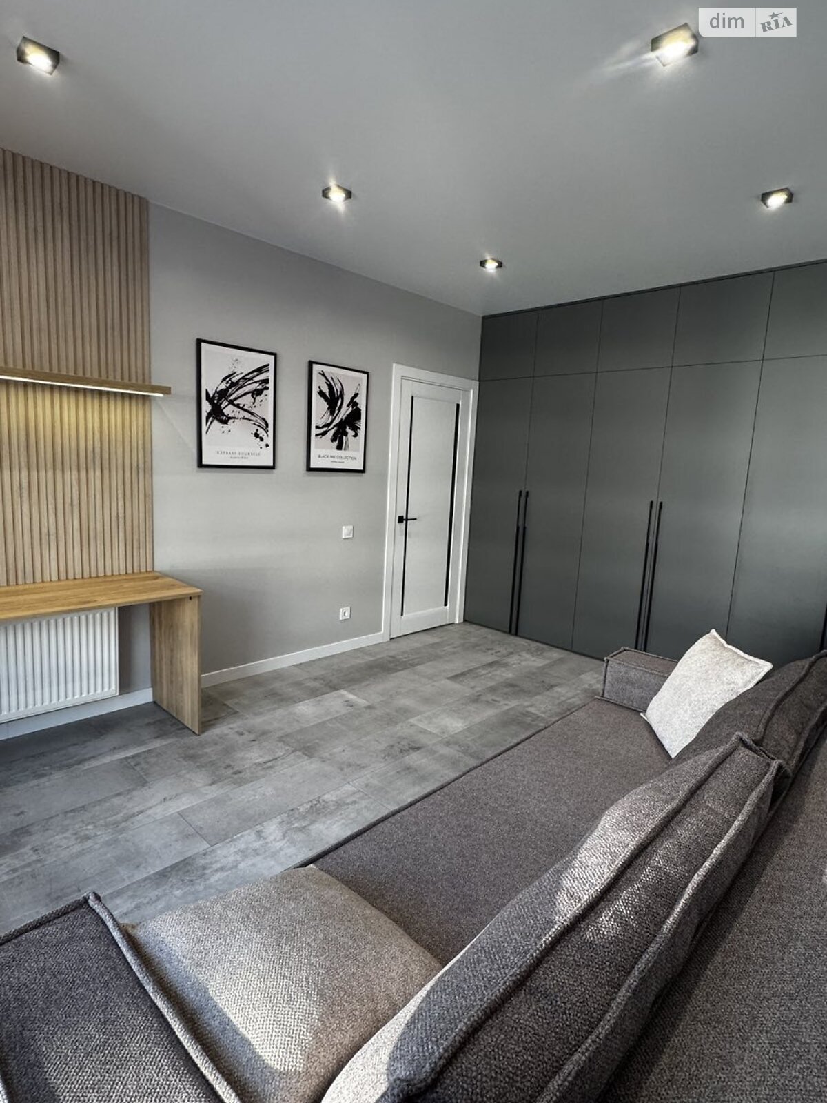 двухкомнатная квартира в Ровно, район Центр, на ул. Замковая в аренду на долгий срок помесячно фото 1