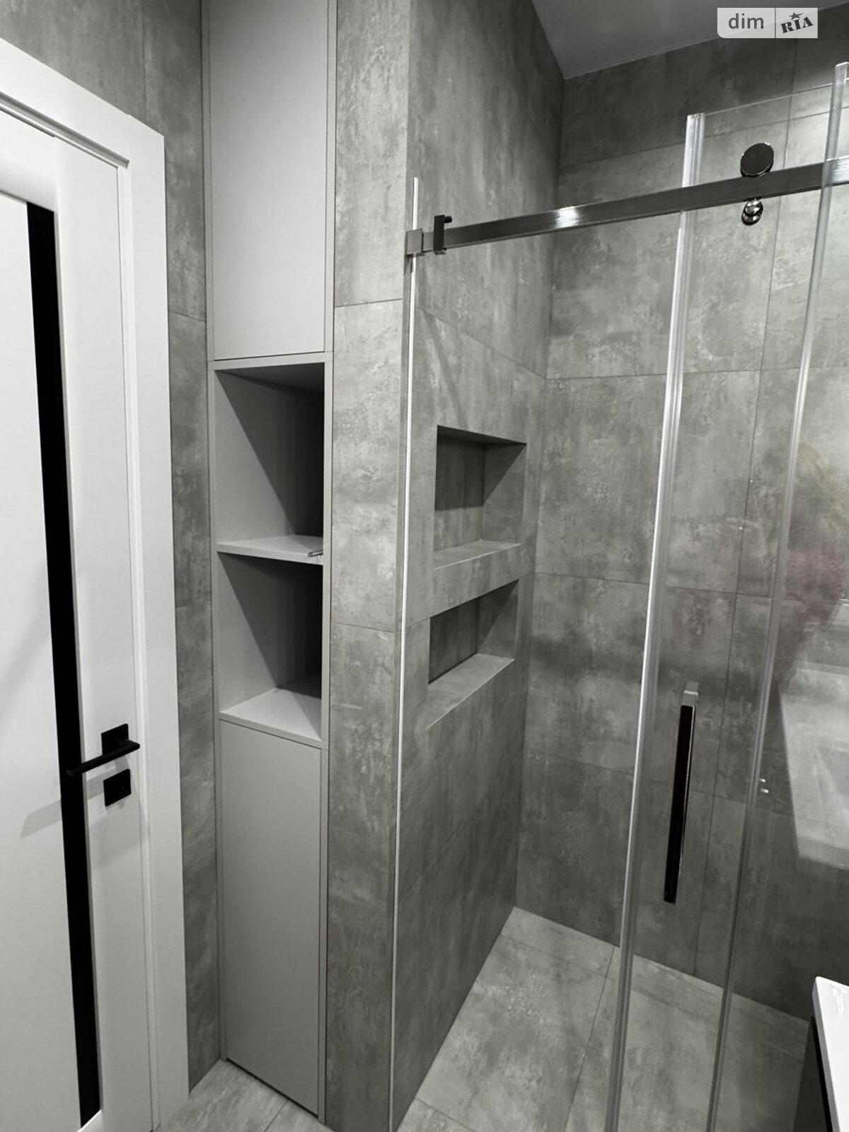 двухкомнатная квартира в Ровно, район Центр, на ул. Замковая в аренду на долгий срок помесячно фото 1