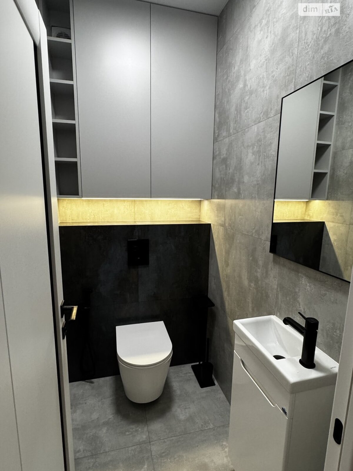 двухкомнатная квартира в Ровно, район Центр, на ул. Замковая в аренду на долгий срок помесячно фото 1