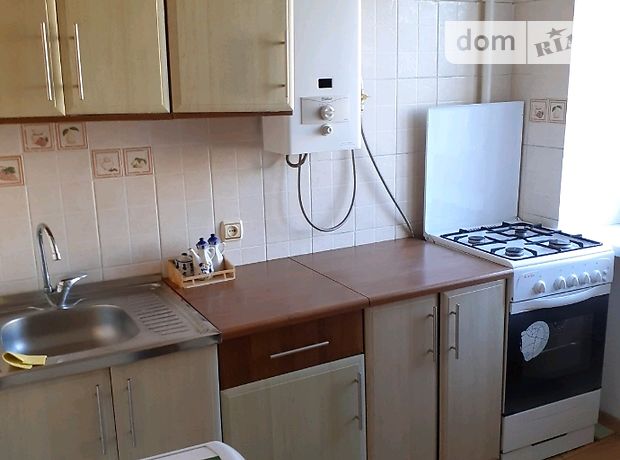 однокомнатная квартира в Ровно, район Центр, в аренду на долгий срок помесячно фото 1 однокомнатная квартира в Ровно, район Центр, в аренду на долгий срок помесячно фото 1