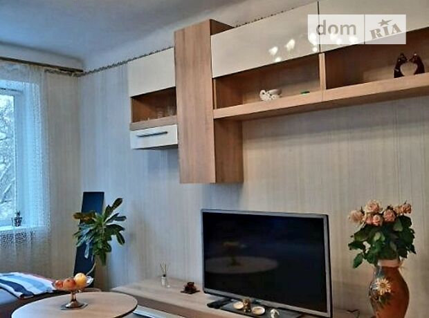 трехкомнатная квартира с мебелью в Ровно, район Центр, на Миру Проспект в аренду на долгий срок помесячно фото 1 трехкомнатная квартира с мебелью в Ровно, район Центр, на Миру Проспект в аренду на долгий срок помесячно фото 1