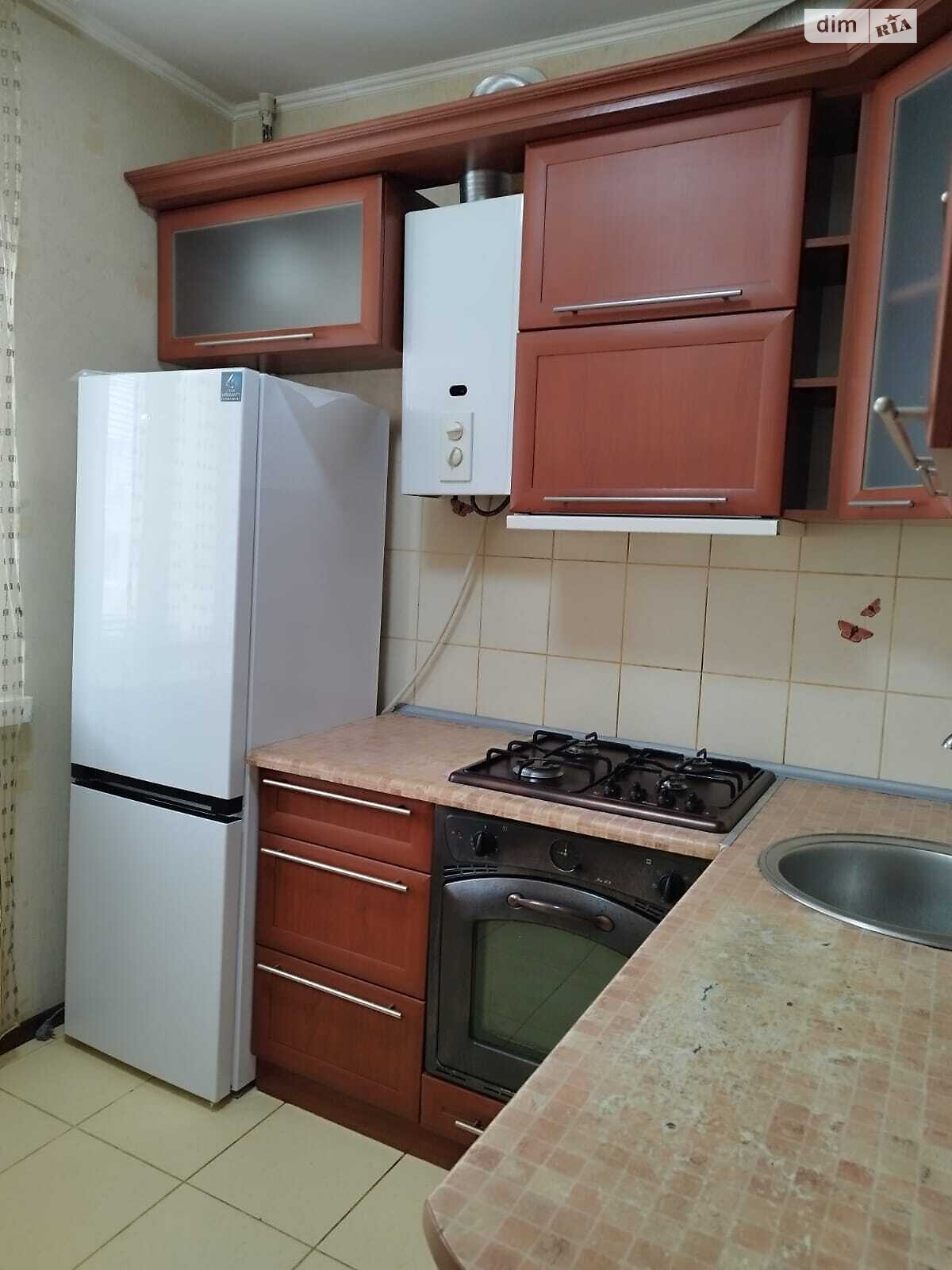 двухкомнатная квартира в Ровно, район Центр, на ул. Петлюры Симона 40 в аренду на долгий срок помесячно фото 1