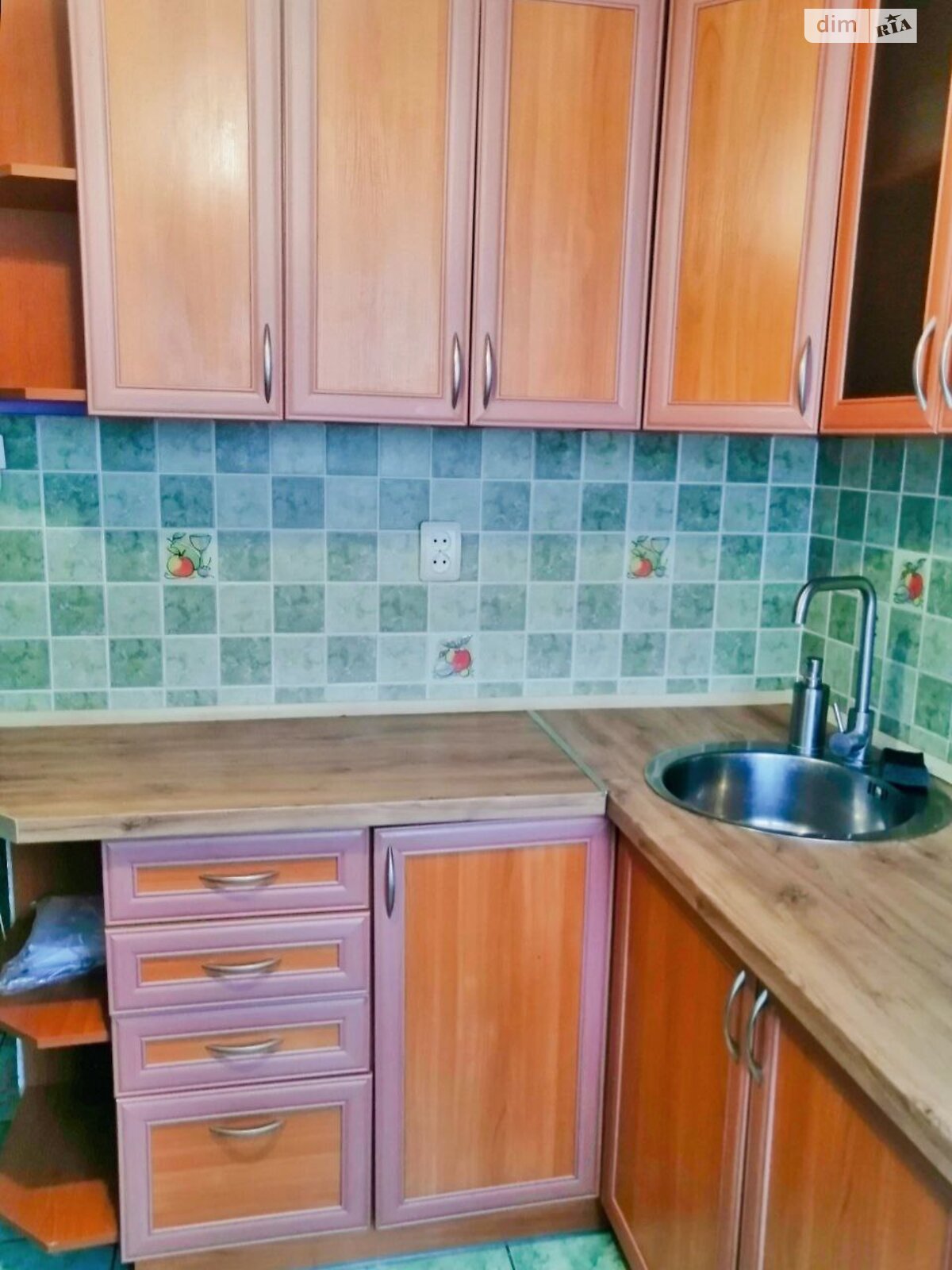 двокімнатна квартира в Рівному, на вул. Васильченка Степана 1 в довготривалу оренду помісячно фото 1