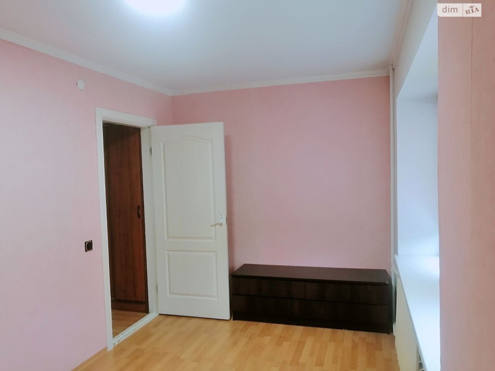 двокімнатна квартира в Рівному, на вул. Васильченка Степана 1 в довготривалу оренду помісячно фото 1