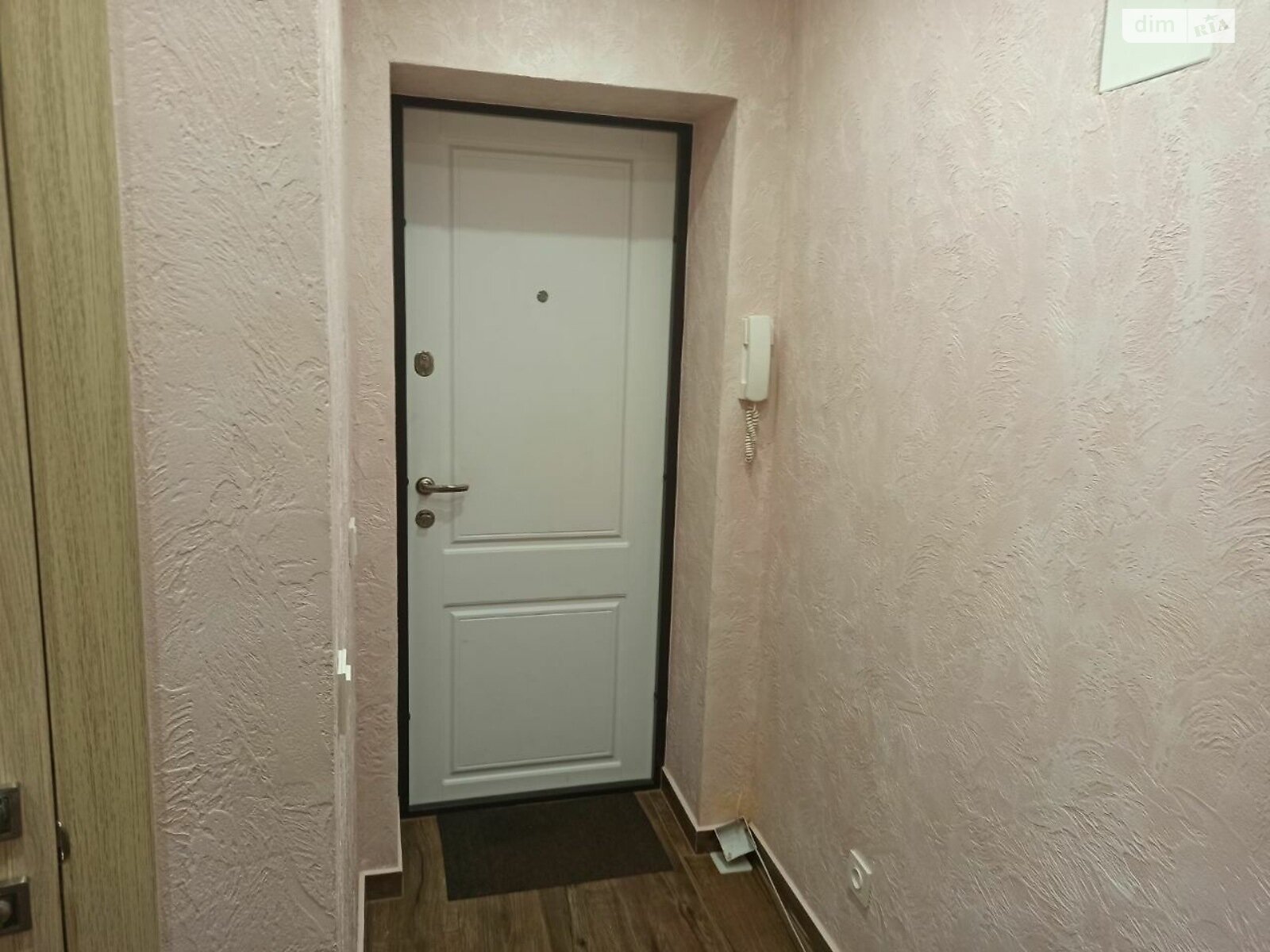 двухкомнатная квартира в Ровно, на ул. Видинская в аренду на долгий срок помесячно фото 1 двухкомнатная квартира в Ровно, на ул. Видинская в аренду на долгий срок помесячно фото 1