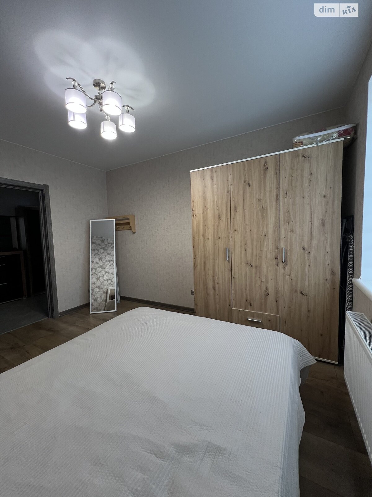 двокімнатна квартира в Рівному, район Південний, на вул. Чорновола В’ячеслава 91І, кв. 33 в довготривалу оренду помісячно фото 1 двокімнатна квартира в Рівному, район Південний, на вул. Чорновола В’ячеслава 91І, кв. 33 в довготривалу оренду помісячно фото 1