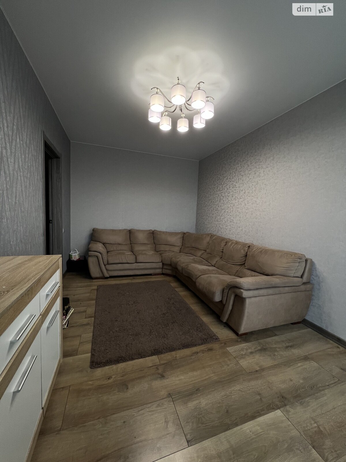 двокімнатна квартира в Рівному, район Південний, на вул. Чорновола В’ячеслава 91І, кв. 33 в довготривалу оренду помісячно фото 1 двокімнатна квартира в Рівному, район Південний, на вул. Чорновола В’ячеслава 91І, кв. 33 в довготривалу оренду помісячно фото 1