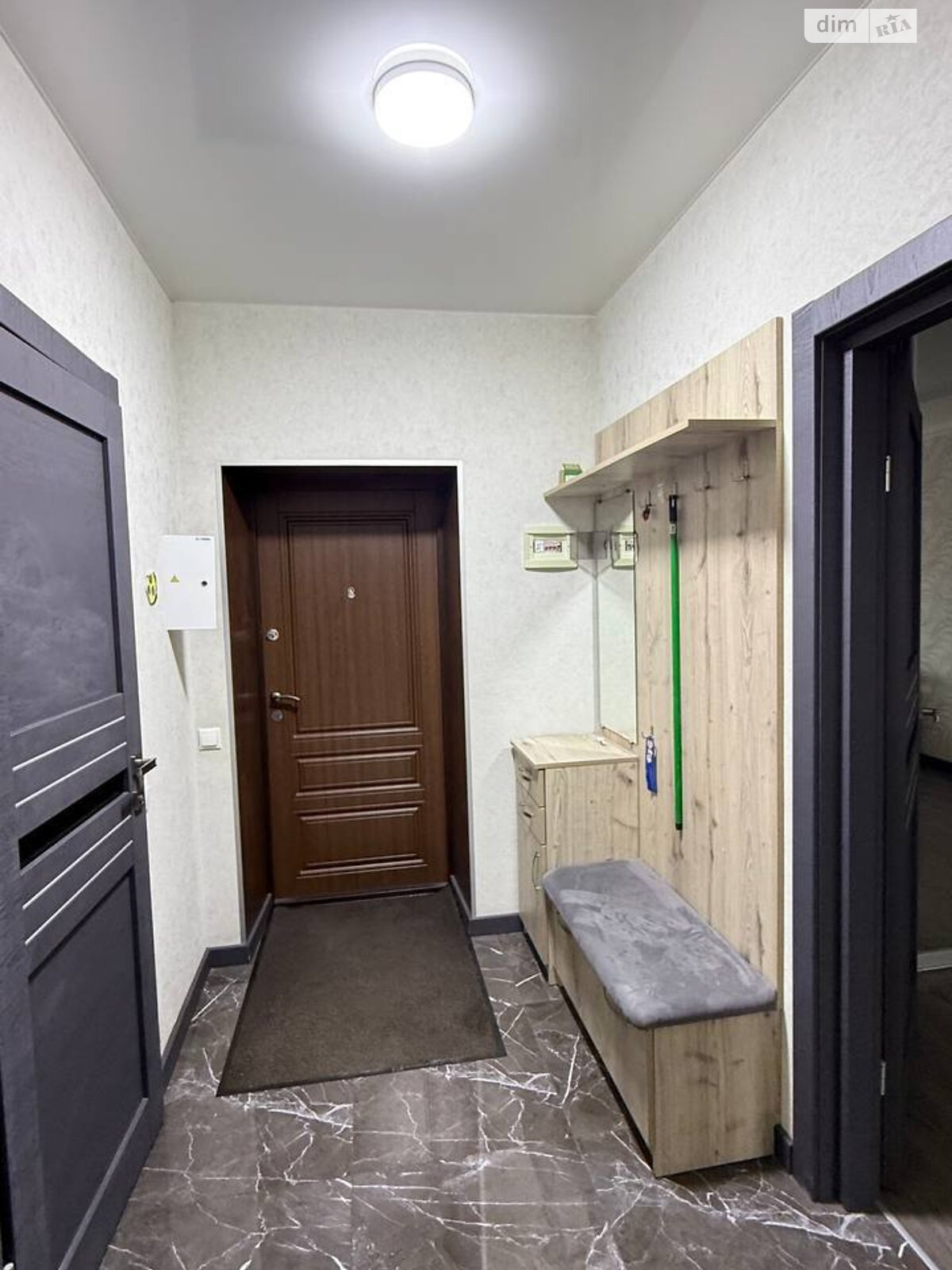 однокомнатная квартира в Ровно, район Южный, на ул. Черновола Вячеслава 91С в аренду на долгий срок помесячно фото 1 однокомнатная квартира в Ровно, район Южный, на ул. Черновола Вячеслава 91С в аренду на долгий срок помесячно фото 1