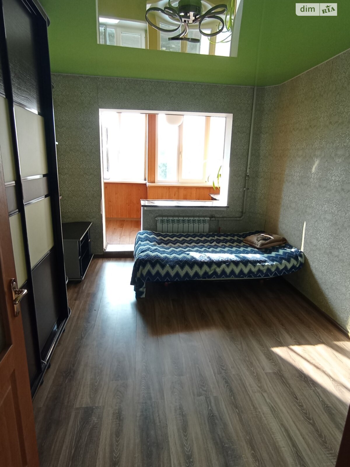 однокомнатная квартира в Ровно, район Южный, на ул. Крушельницкой Соломии в аренду на долгий срок помесячно фото 1 однокомнатная квартира в Ровно, район Южный, на ул. Крушельницкой Соломии в аренду на долгий срок помесячно фото 1