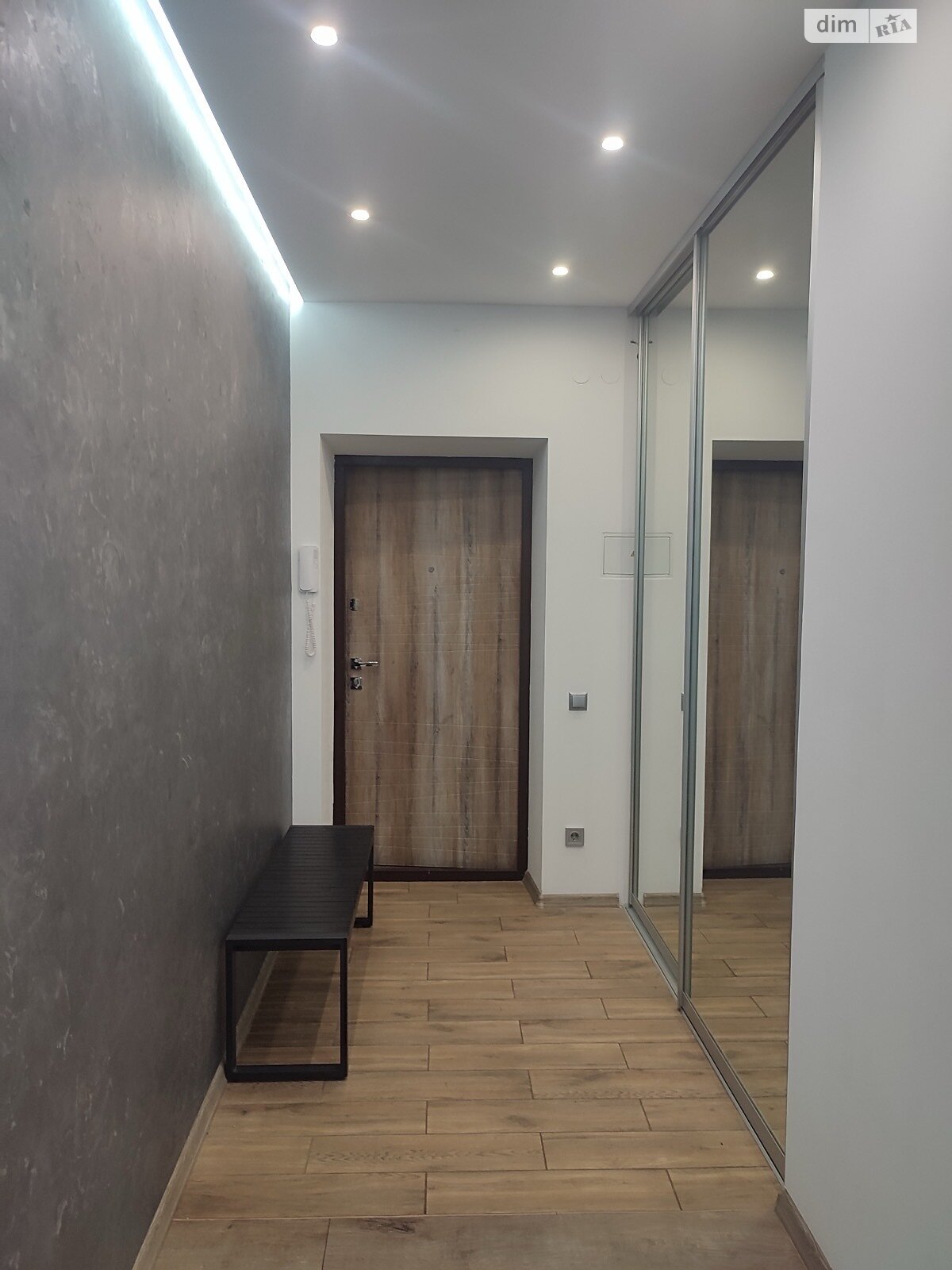 двокімнатна квартира в Рівному, район Південний, на вул. Різдвяна в довготривалу оренду помісячно фото 1