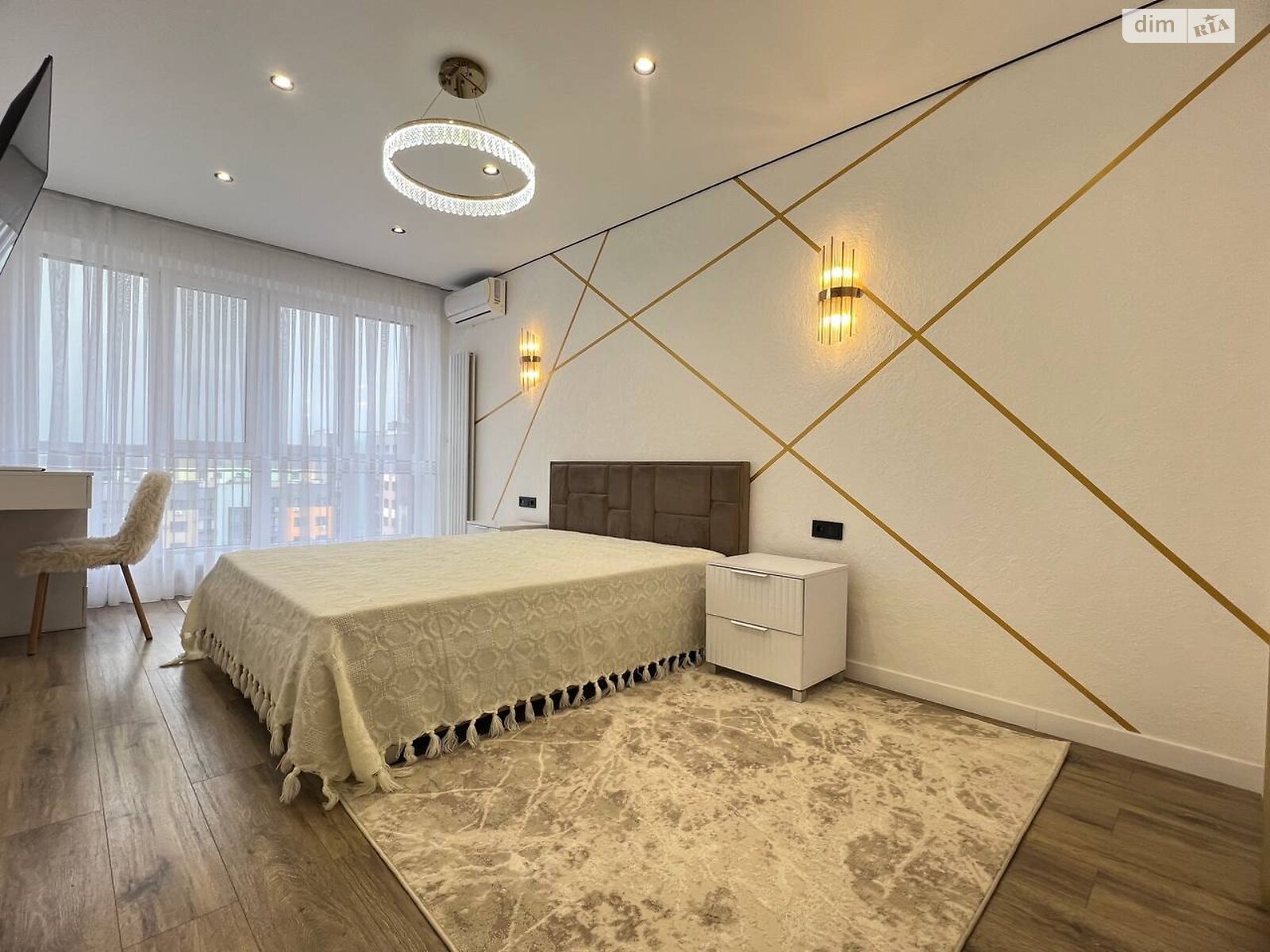 однокімнатна квартира в Рівному, район Щасливе, на вул. Студентська в довготривалу оренду помісячно фото 1 однокімнатна квартира в Рівному, район Щасливе, на вул. Студентська в довготривалу оренду помісячно фото 1