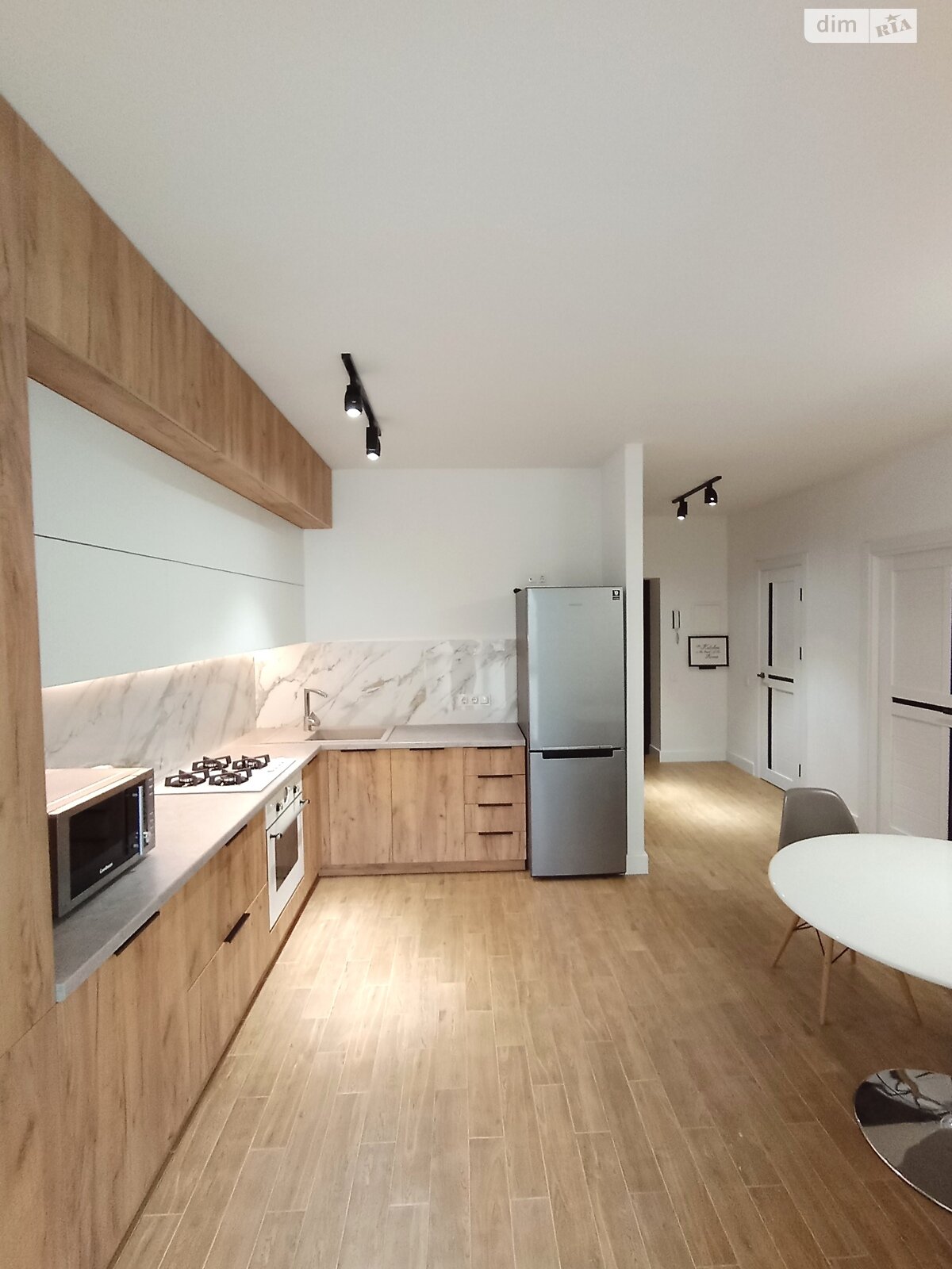 однокомнатная квартира в Ровно, район Ювилейный, на ул. Анатолия Лабунского 14 в аренду на долгий срок помесячно фото 1