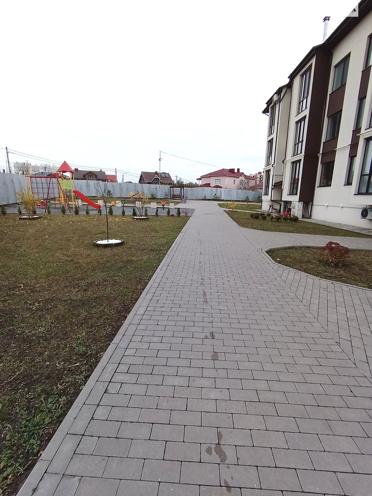 однокомнатная квартира в Ровно, район Ювилейный, на ул. Анатолия Лабунского 14 в аренду на долгий срок помесячно фото 1