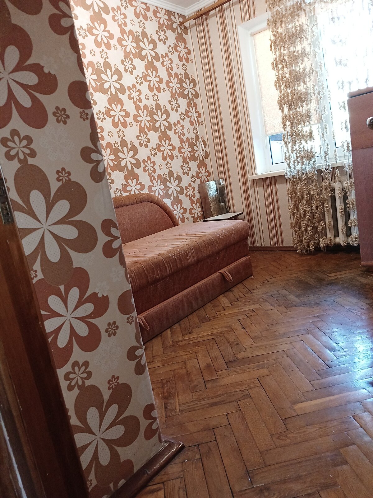 трикімнатна квартира в Рівному, район Ювілейний, на вул. Кулика і Гудачека 36 в довготривалу оренду помісячно фото 1 трикімнатна квартира в Рівному, район Ювілейний, на вул. Кулика і Гудачека 36 в довготривалу оренду помісячно фото 1