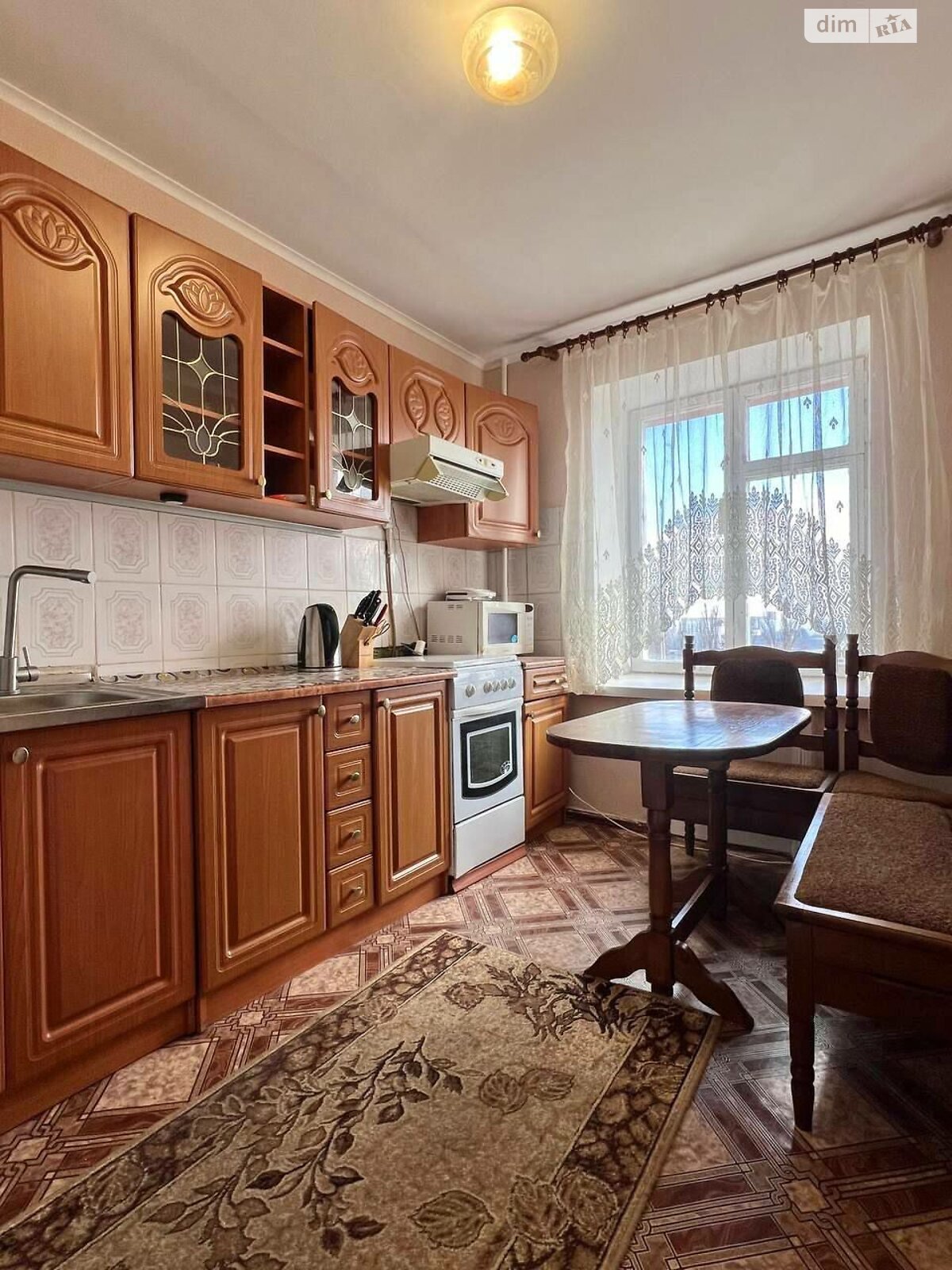 однокомнатная квартира в Ровно, район Ювилейный, на ул. Соборная 257 в аренду на долгий срок помесячно фото 1