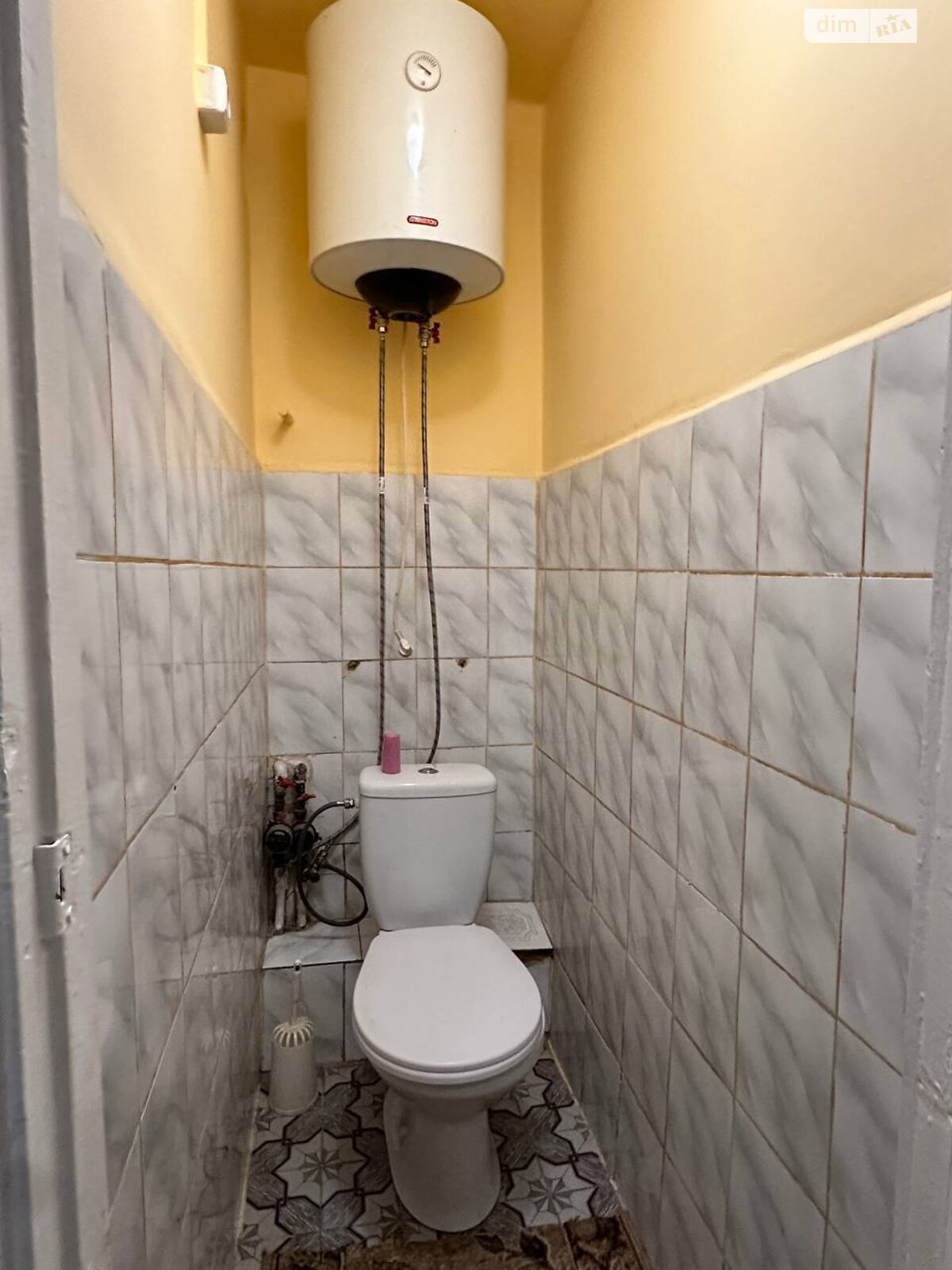 однокомнатная квартира в Ровно, район Ювилейный, на ул. Соборная в аренду на долгий срок помесячно фото 1 однокомнатная квартира в Ровно, район Ювилейный, на ул. Соборная в аренду на долгий срок помесячно фото 1