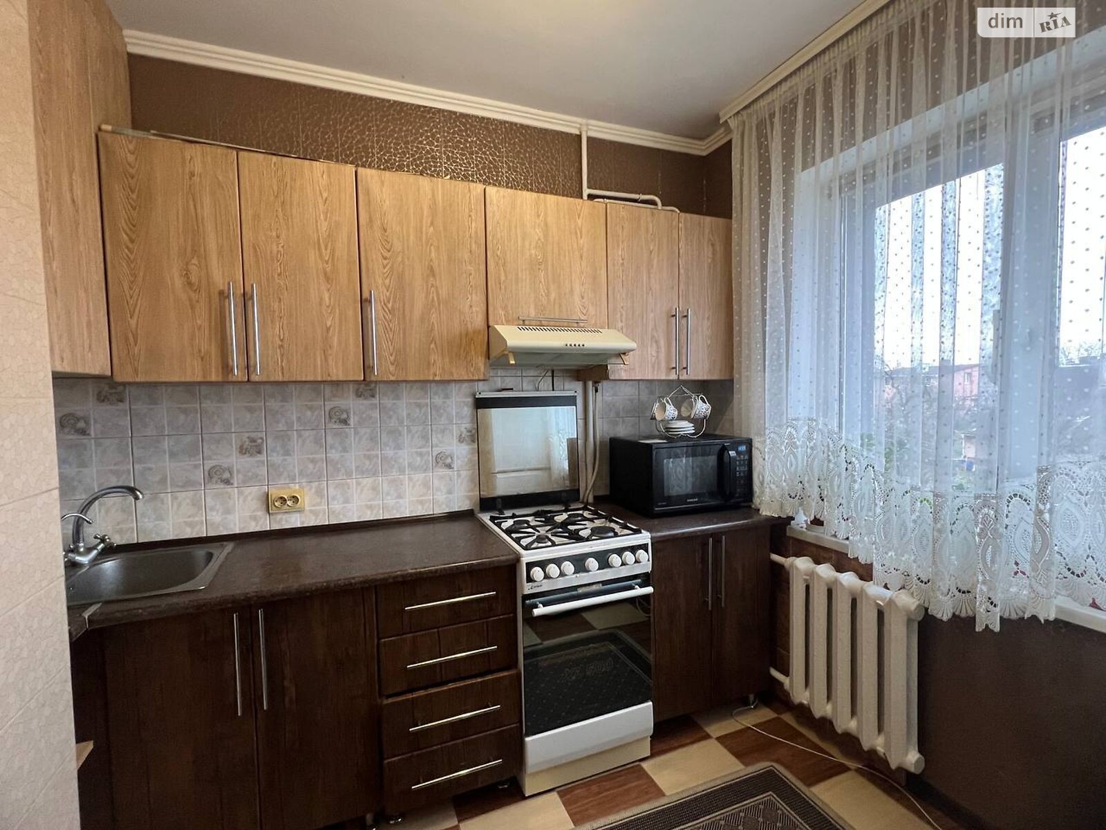 однокімнатна квартира в Рівному, район Ювілейний, на вул. Вербова в довготривалу оренду помісячно фото 1 однокімнатна квартира в Рівному, район Ювілейний, на вул. Вербова в довготривалу оренду помісячно фото 1