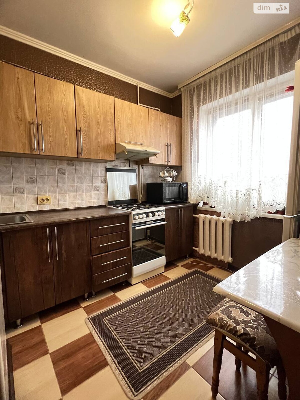 однокімнатна квартира в Рівному, район Ювілейний, на вул. Вербова в довготривалу оренду помісячно фото 1 однокімнатна квартира в Рівному, район Ювілейний, на вул. Вербова в довготривалу оренду помісячно фото 1