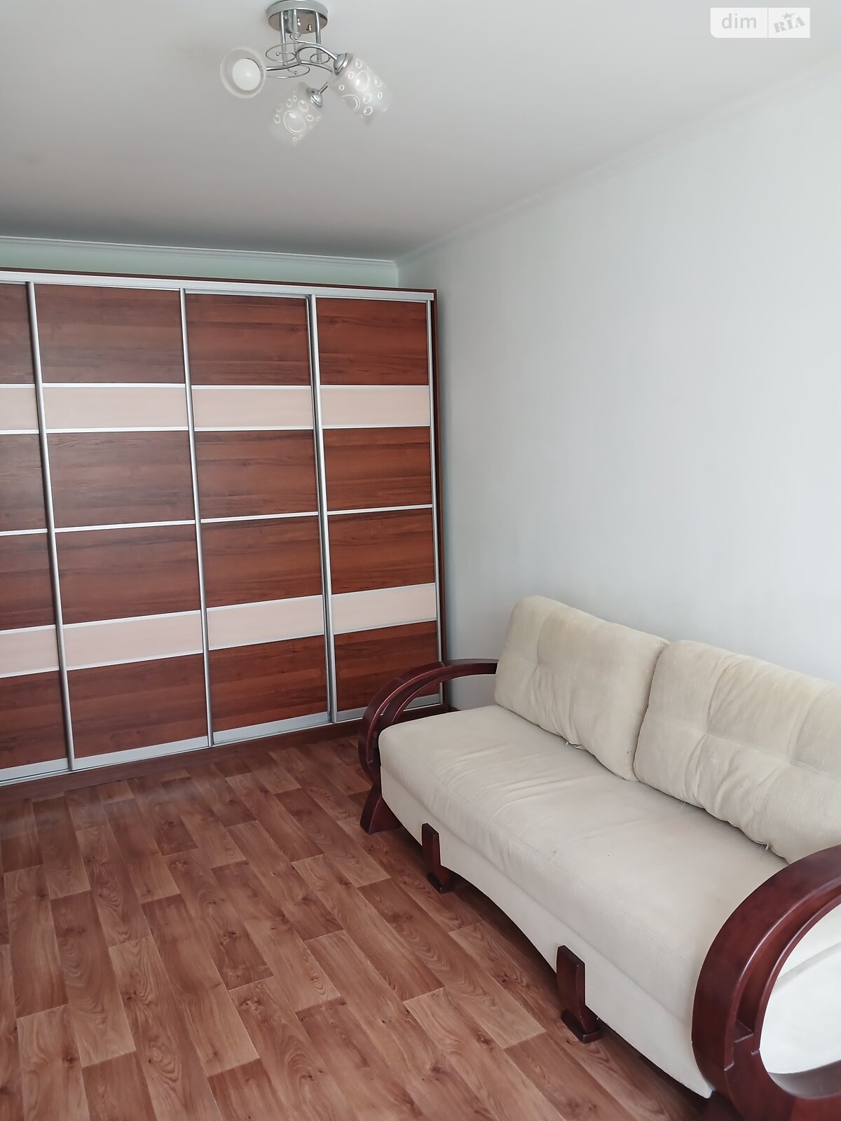 однокомнатная квартира в Ровно, район Ювилейный, на ул. Виталия Могеля в аренду на долгий срок помесячно фото 1 однокомнатная квартира в Ровно, район Ювилейный, на ул. Виталия Могеля в аренду на долгий срок помесячно фото 1