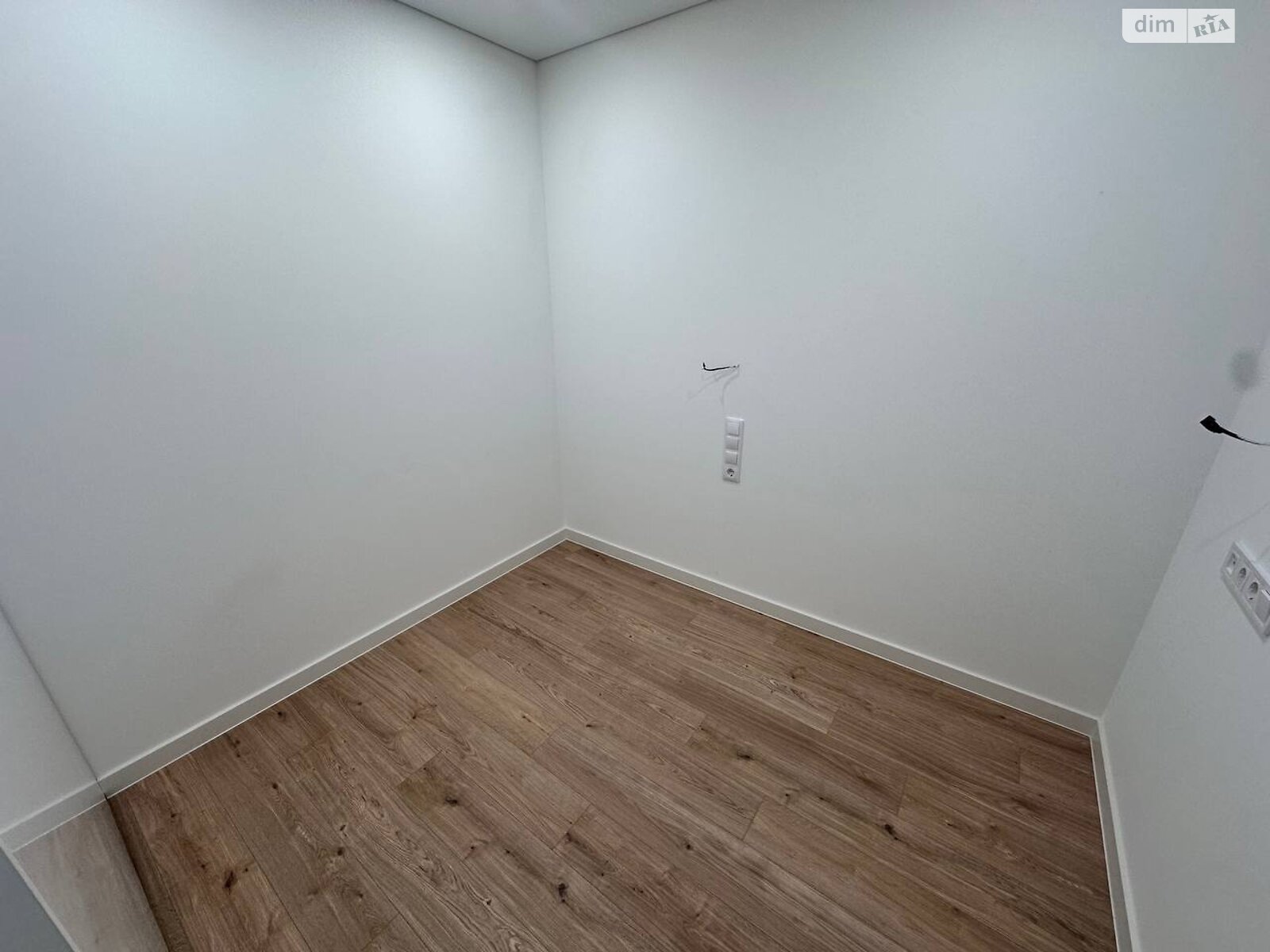 двокімнатна квартира в Слобожанському, на вул. Сімейна 6, кв. 22 в довготривалу оренду помісячно фото 1