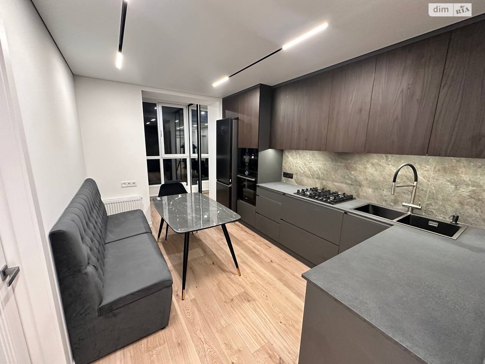 двокімнатна квартира в Слобожанському, на вул. Сімейна 6, кв. 22 в довготривалу оренду помісячно фото 1